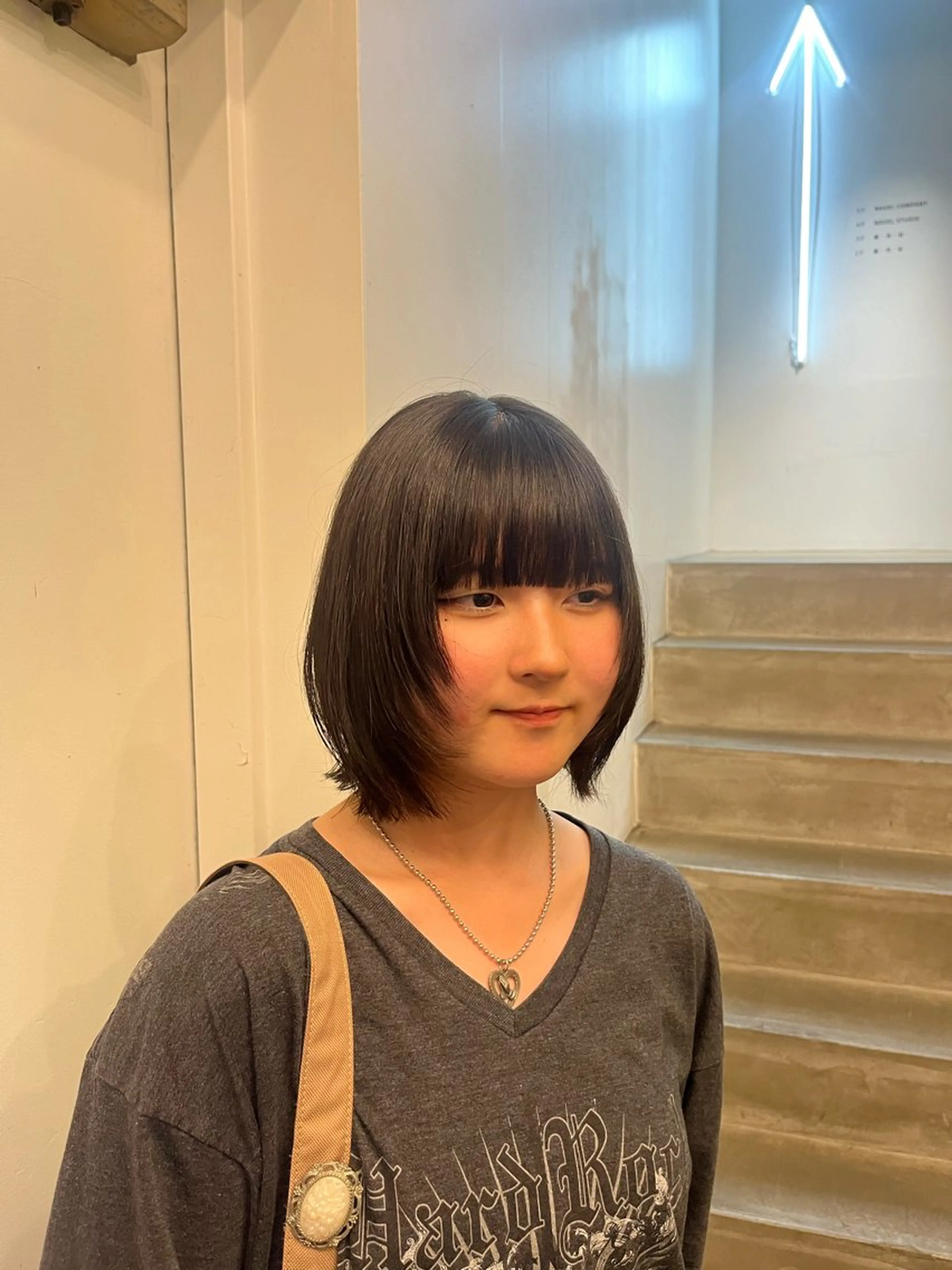 ミディアム ボブ ウルフカット ウルフボブ e･n･u烏丸所属・やまのうち もえのヘアスタイル
