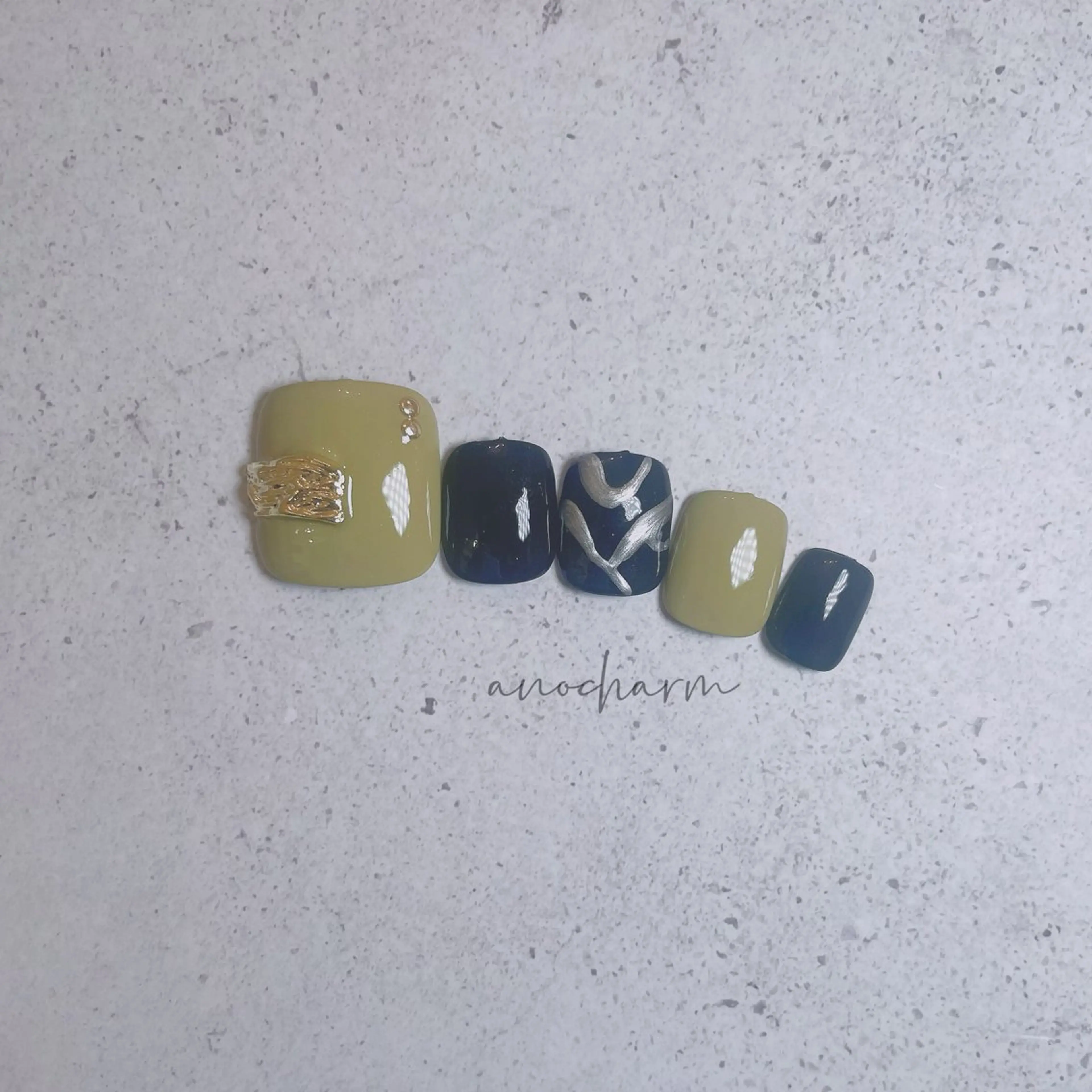 ネイル フットネイル anocharm by Royd.所属・anocharm _annaのネイルデザイン