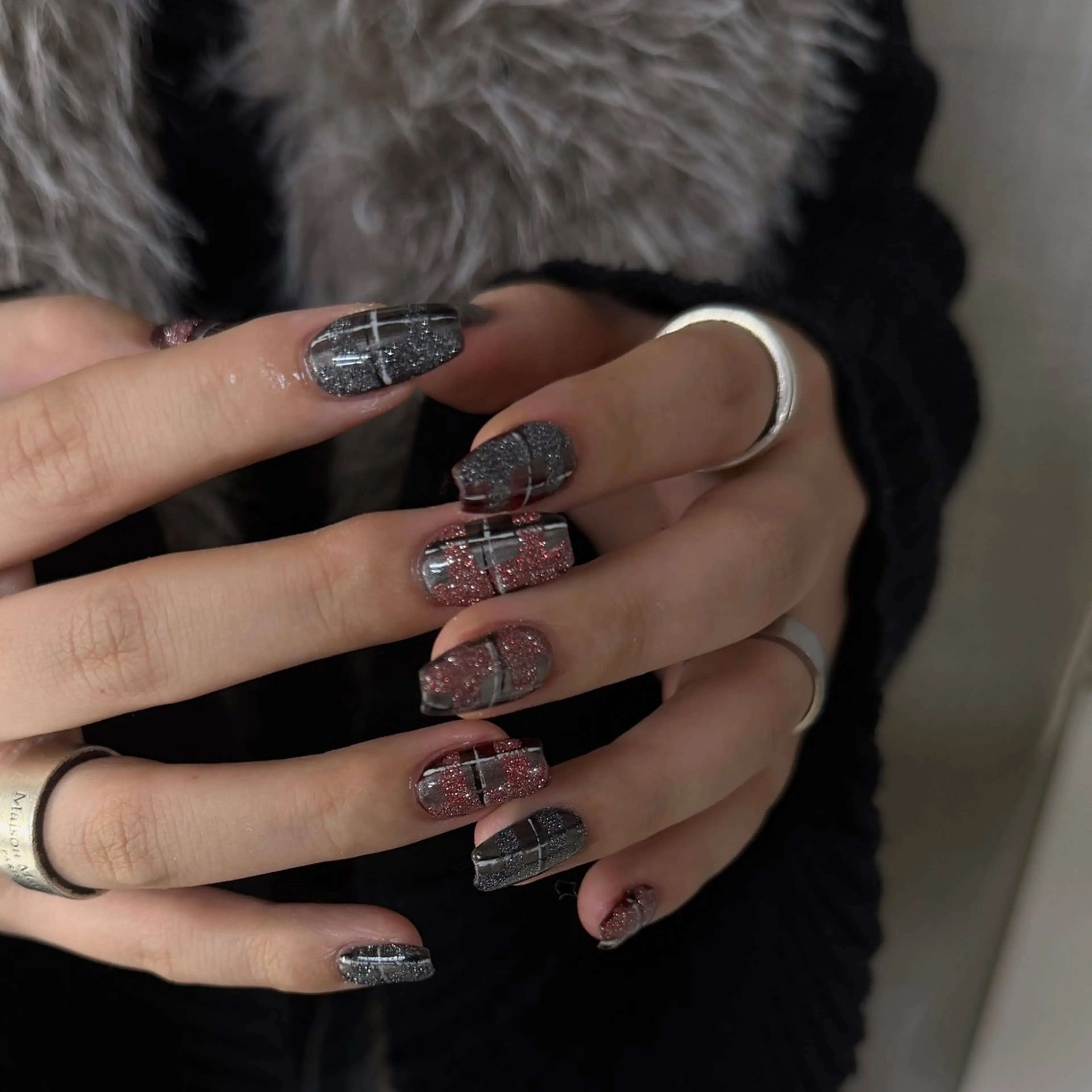 ネイル フラッシュネイル 冬ネイル クリスマス ハンドネイル nailstudio eviz新宿店のネイルデザイン