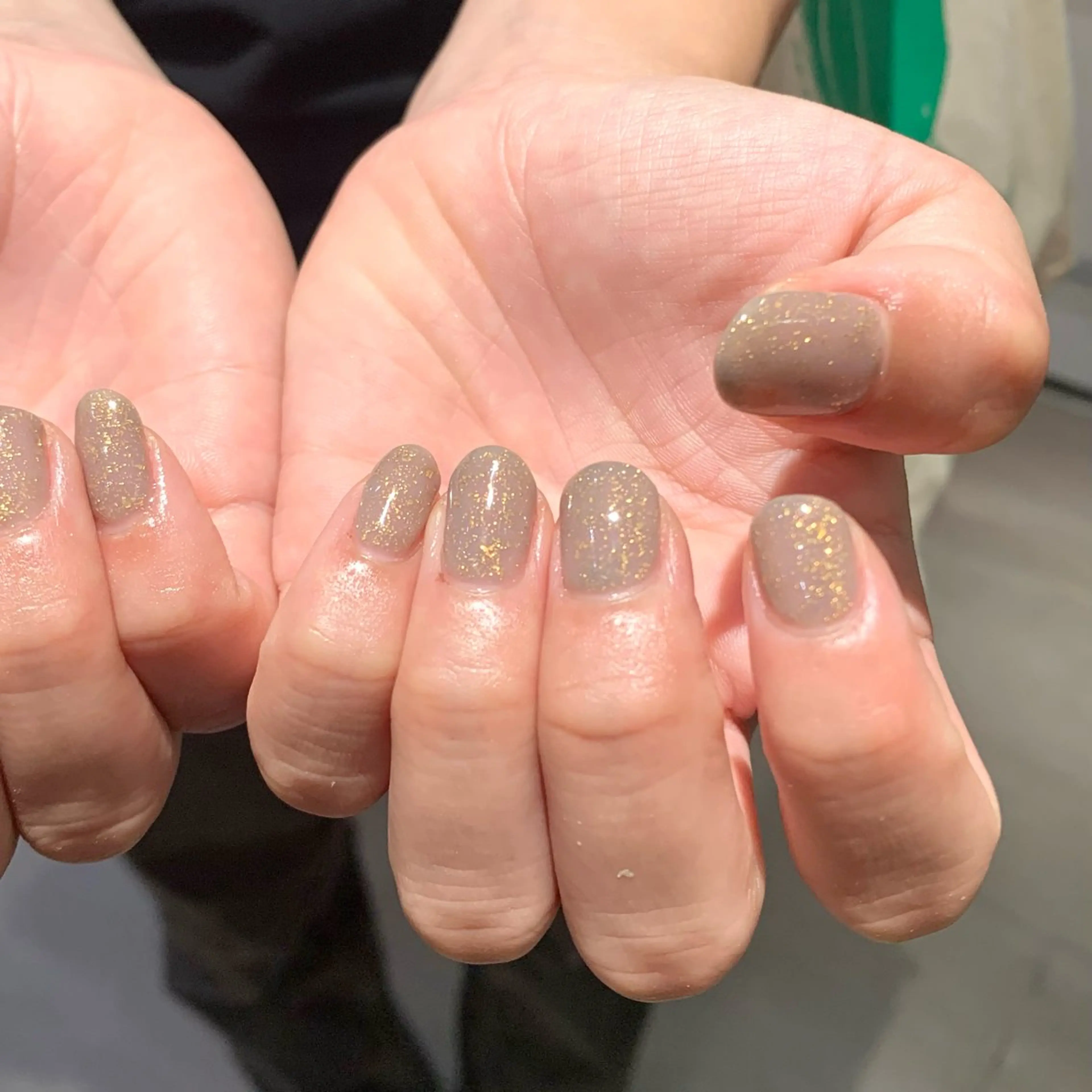 ネイル ハンドネイル chika .のネイルデザイン