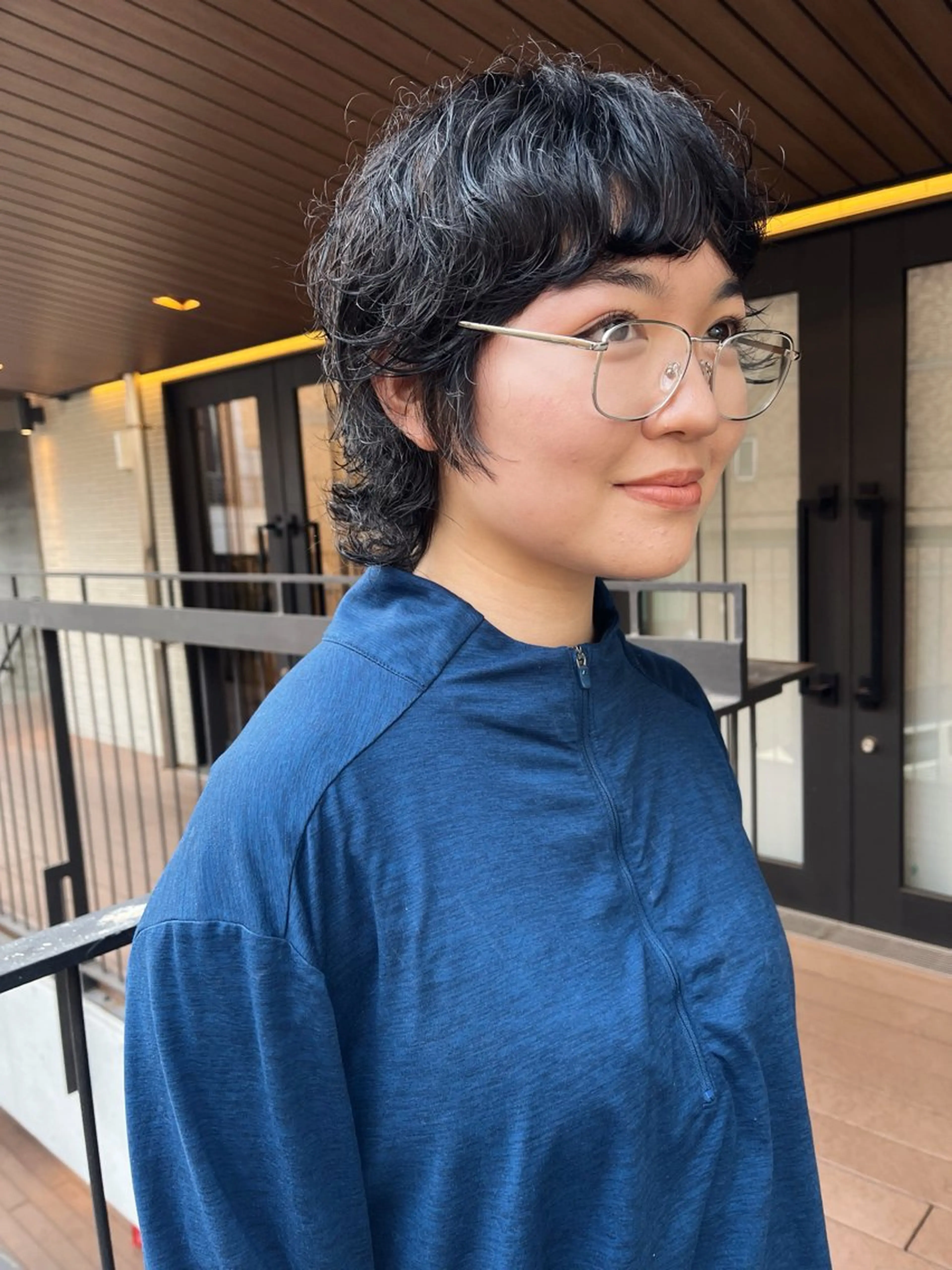 ミディアム 暖色カラー 🌼クニトウメイのヘアスタイル