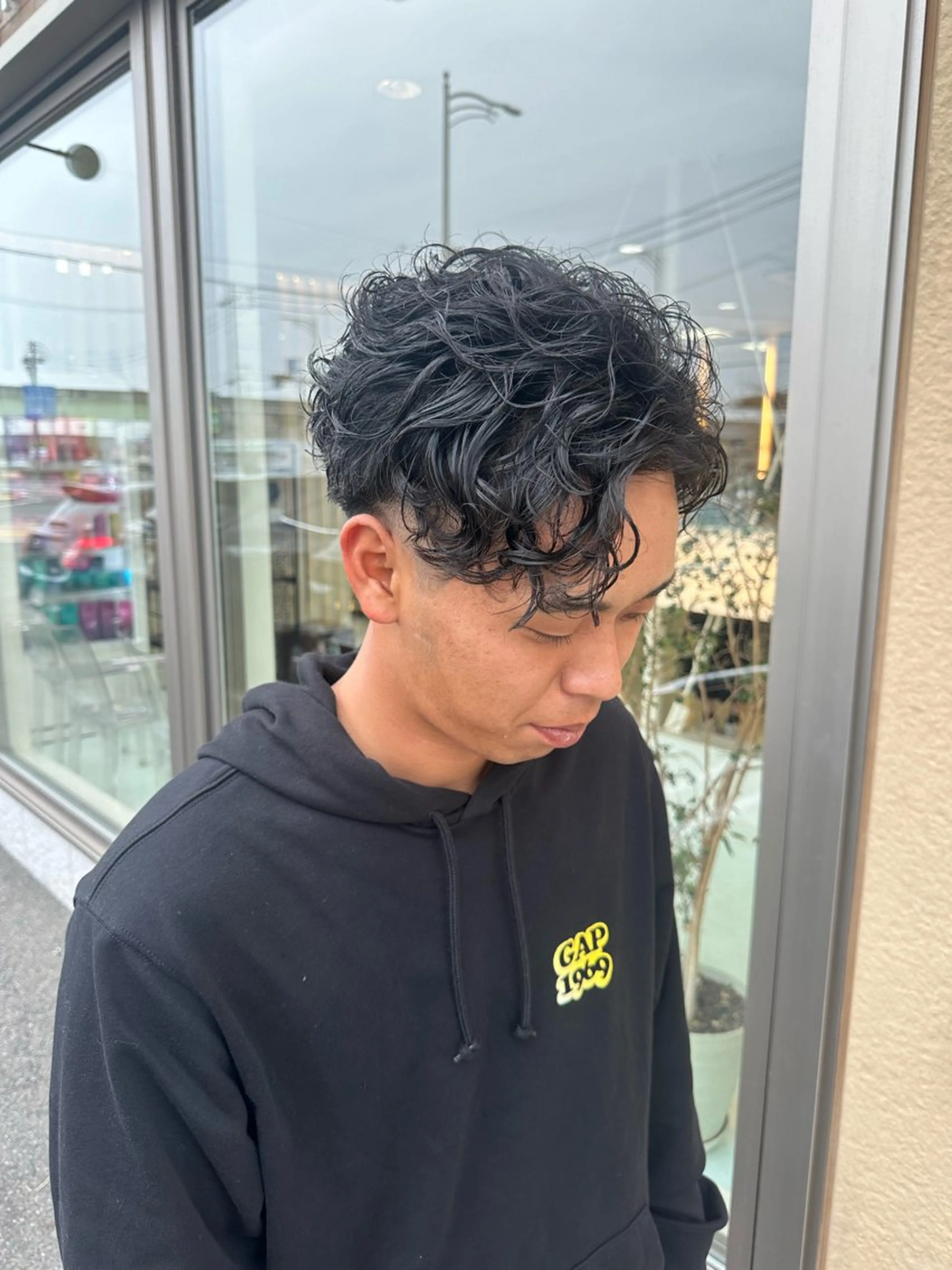 ショート パーマ 三宅 壱輝のヘアスタイル