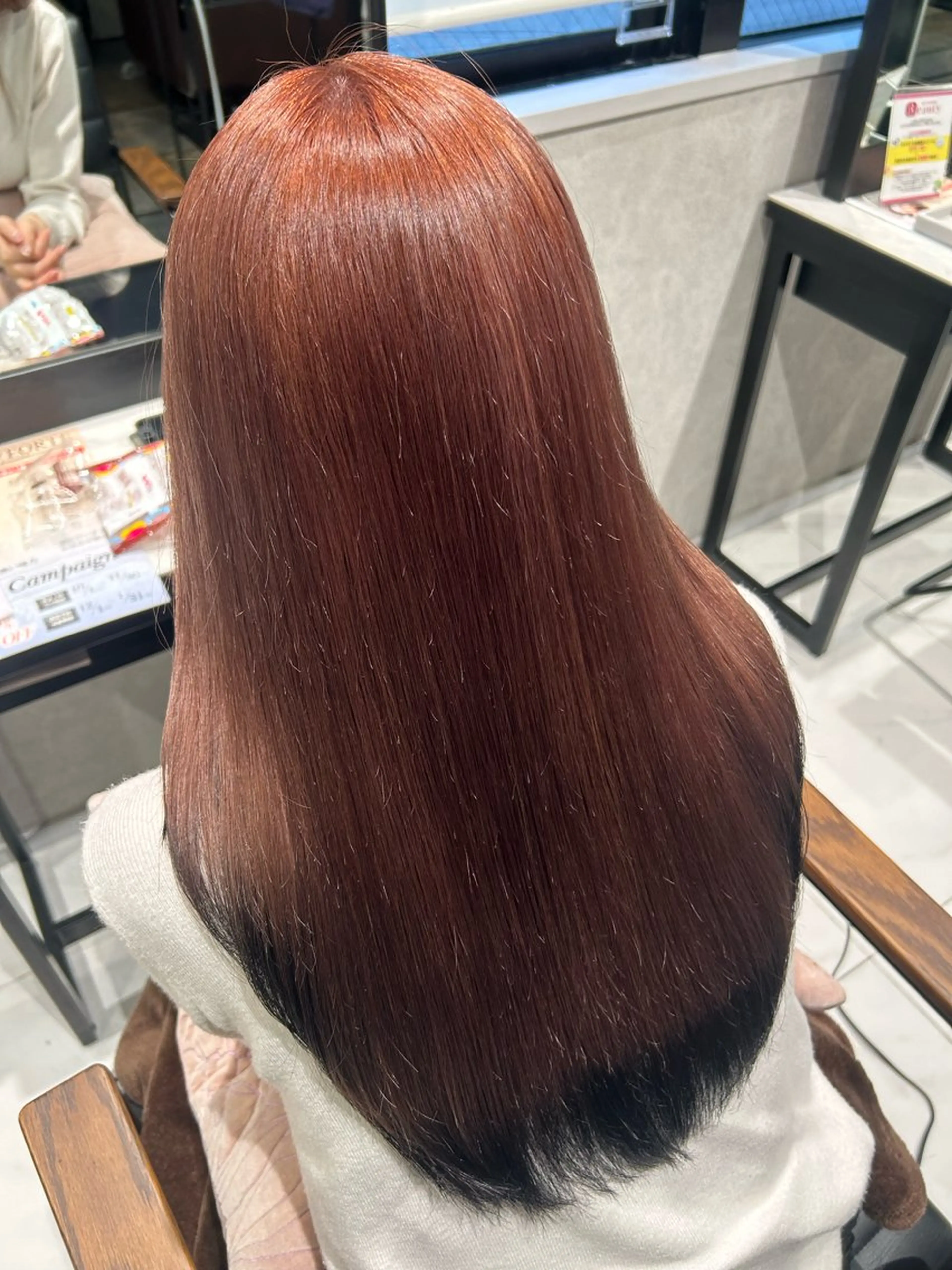 カラー ベージュカラー ピンクカラー ピンクベージュ ヘアカラー 透明感カラー🩵 束感まつげ🪼海月のマツエク・マツパデザイン