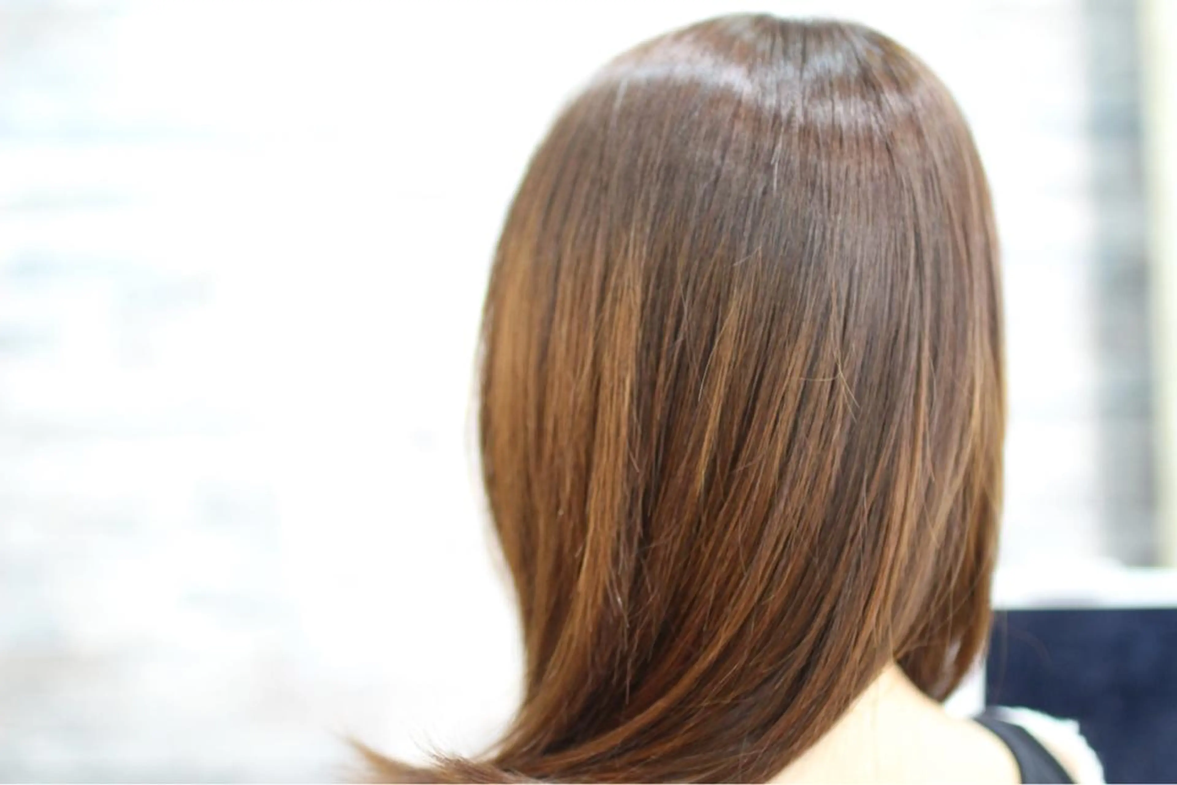 セミロング カット ヘアカラー トリートメント V.S.O.P（ヴィソップ）所属・大通り1番出口1分 髪質改善ヴィソップのヘアスタイル