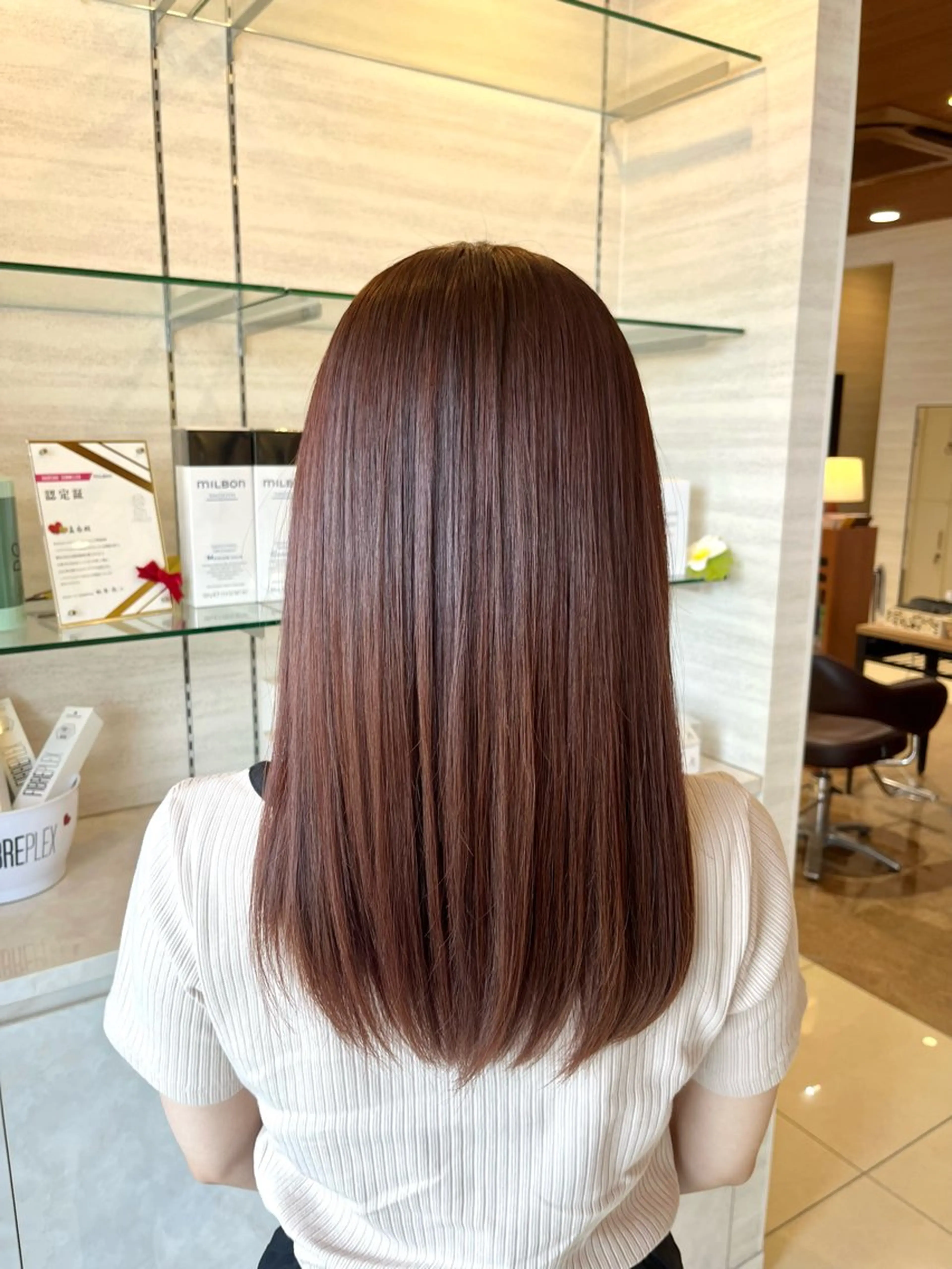 カラー ヘアカラー 佐藤 華音のヘアスタイル