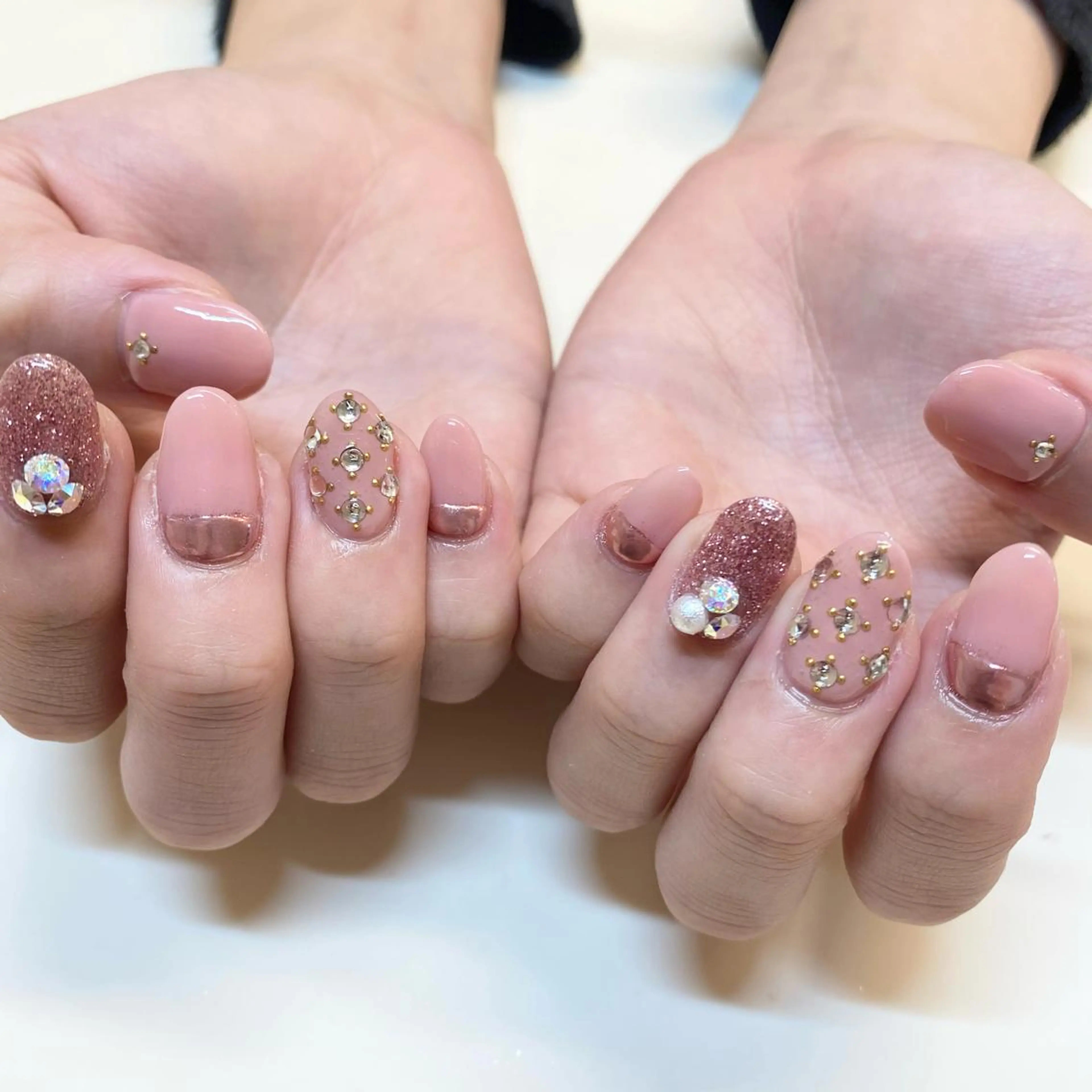 ネイル ハンドネイル 藤原 みゆのネイルデザイン