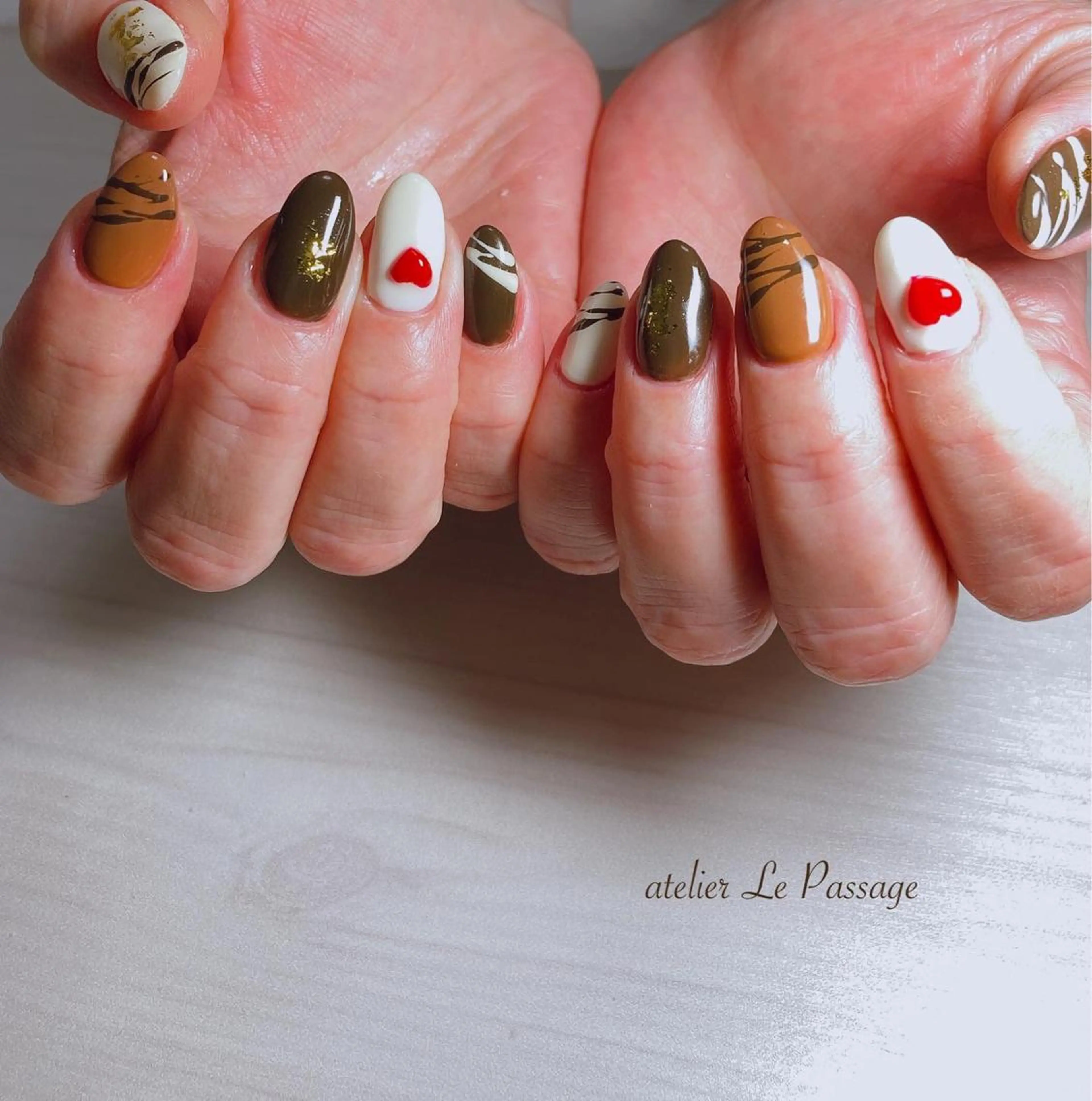 ネイル ジェルネイル キラキラネイル ラメ(グリッター) オフィスネイル パラジェル Atelier Le Passage所属・h nakatsukaのネイルデザイン