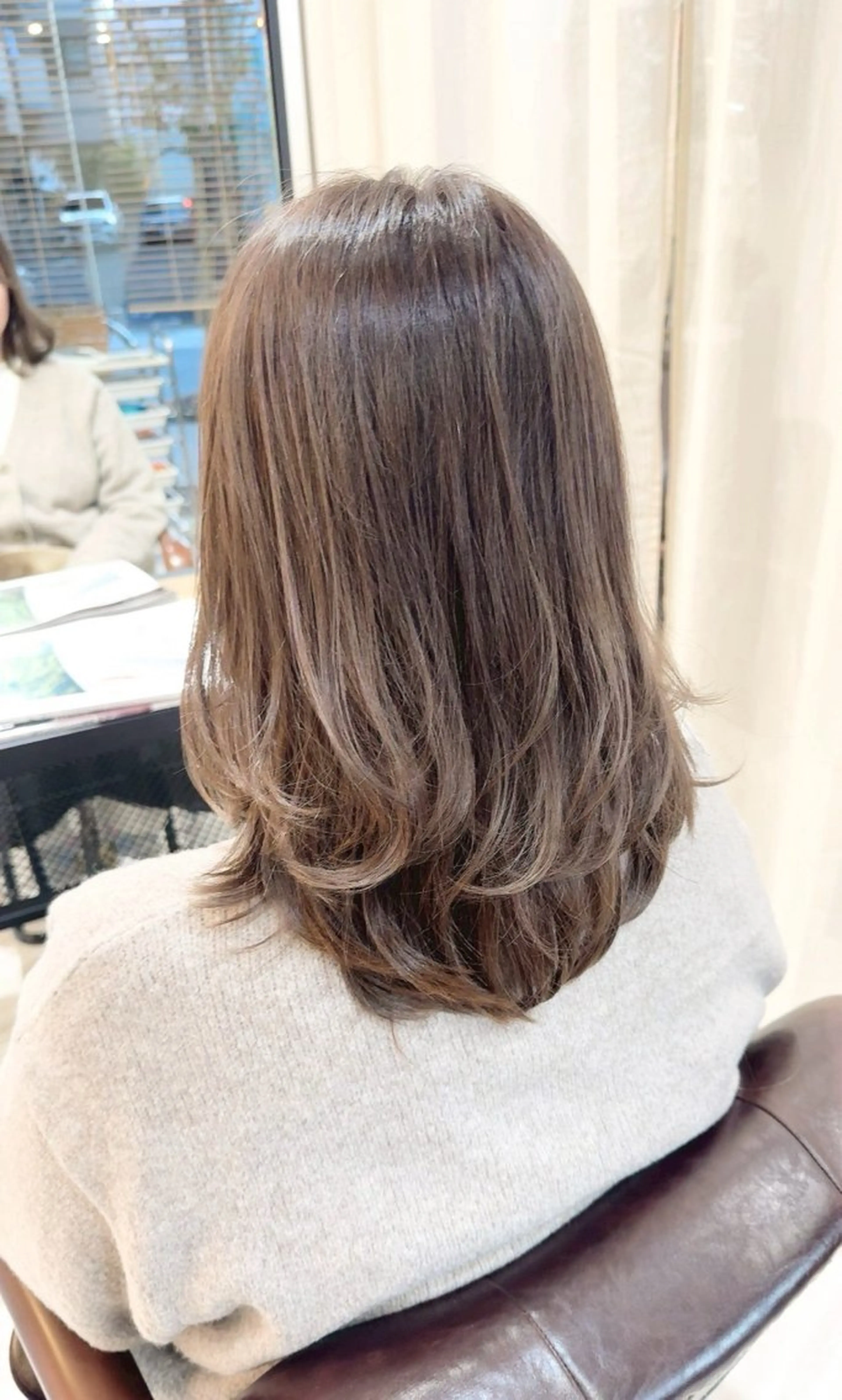 セミロング カラー ✨カット特化✨ 荒木敬人のヘアスタイル