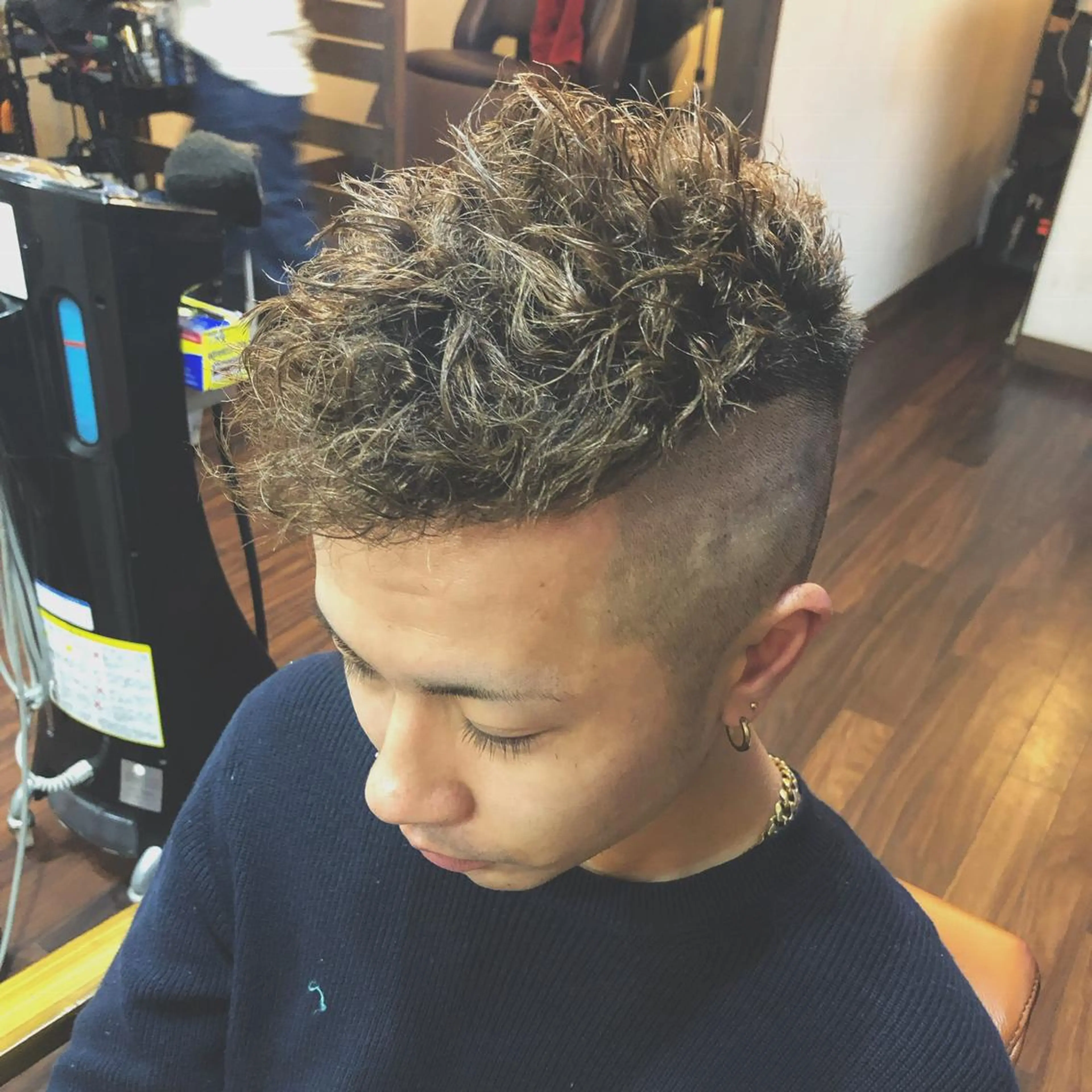ショート メンズ カット パーマ miel hair 新宿店 【ミエル ヘアー】所属・新宿西口から徒歩5分 石橋卓典のヘアスタイル