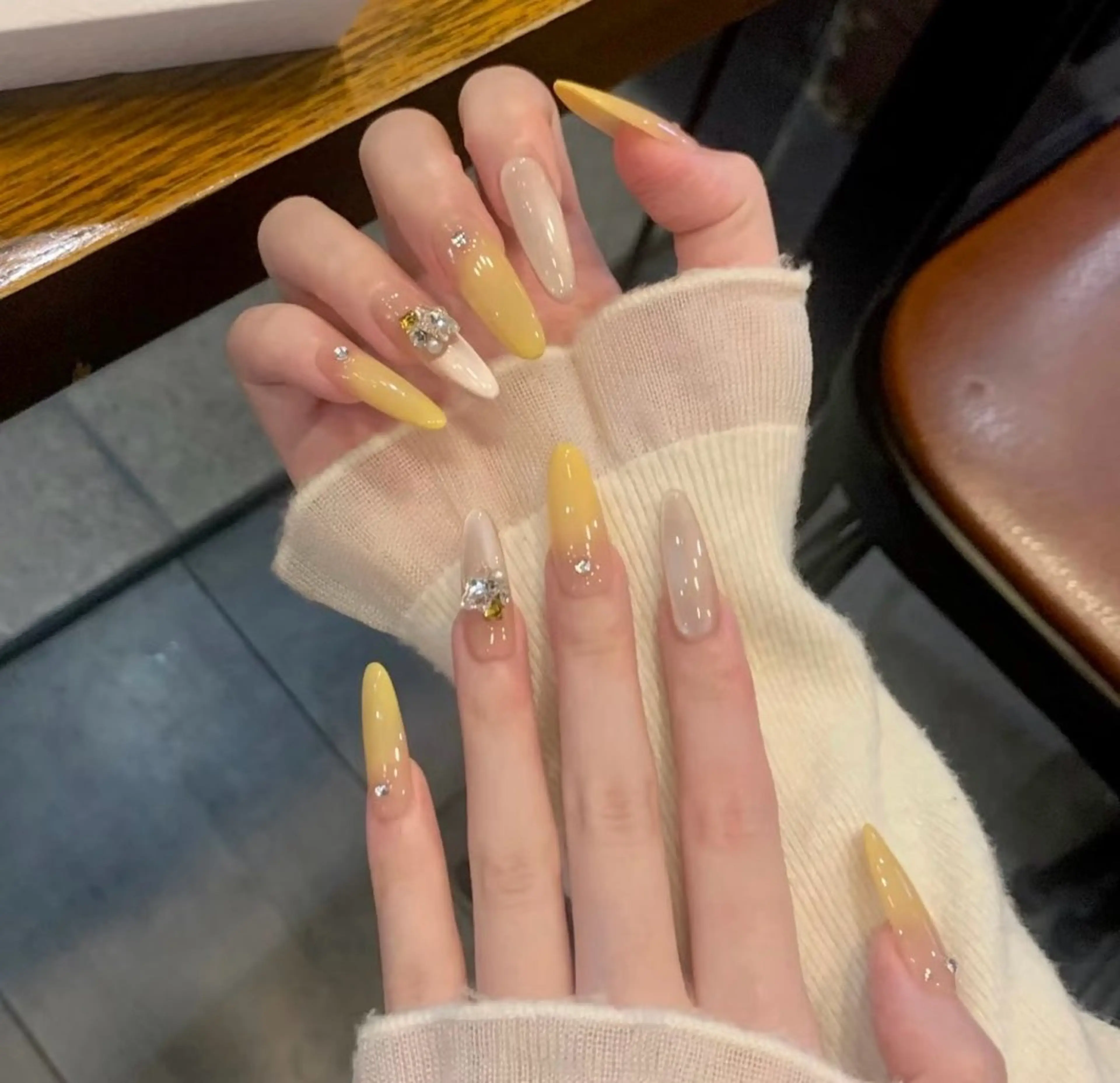 ネイル 高木 維麗絲のネイルデザイン