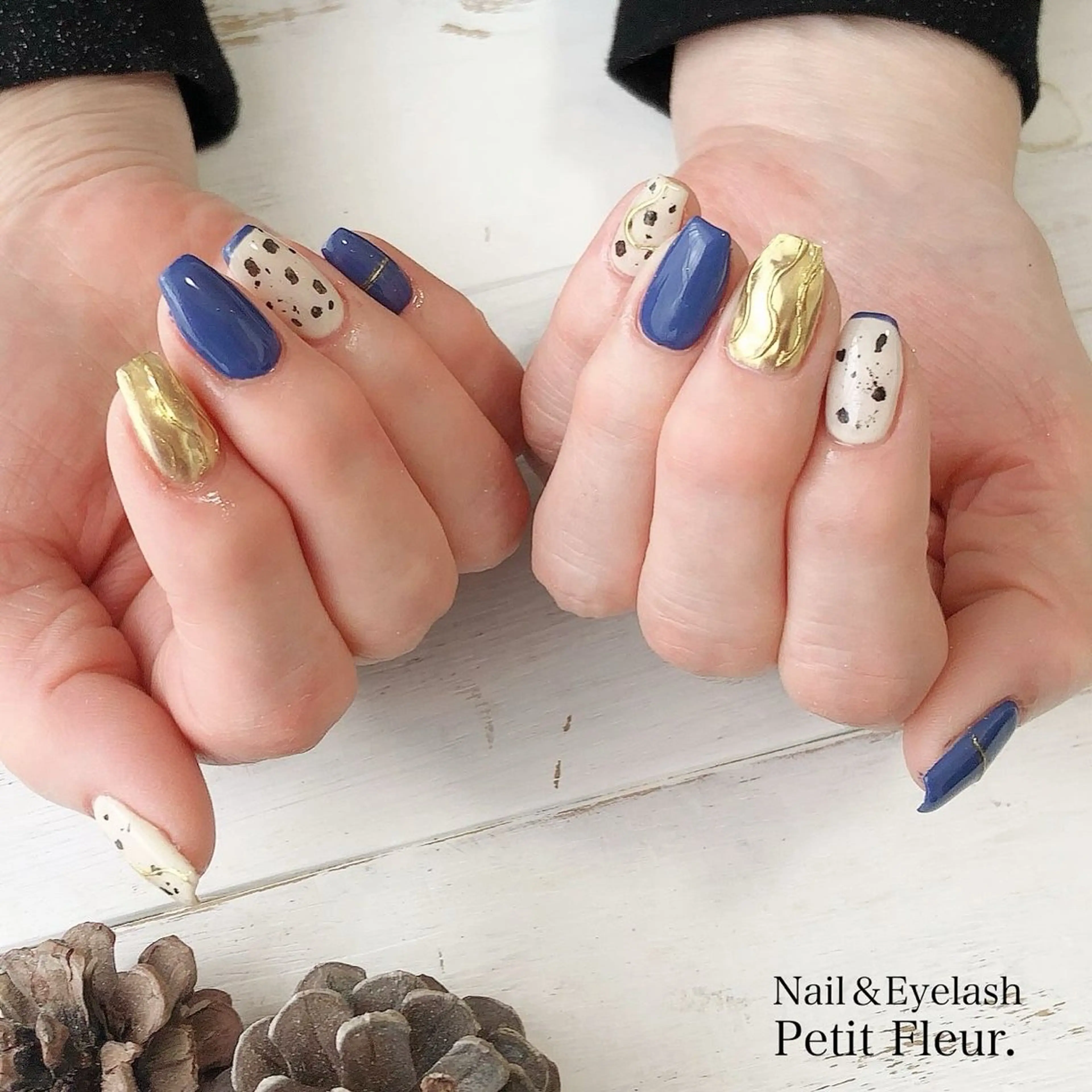ネイル Petit Fleur所属・青柳 亜梨奈のマツエク・マツパデザイン
