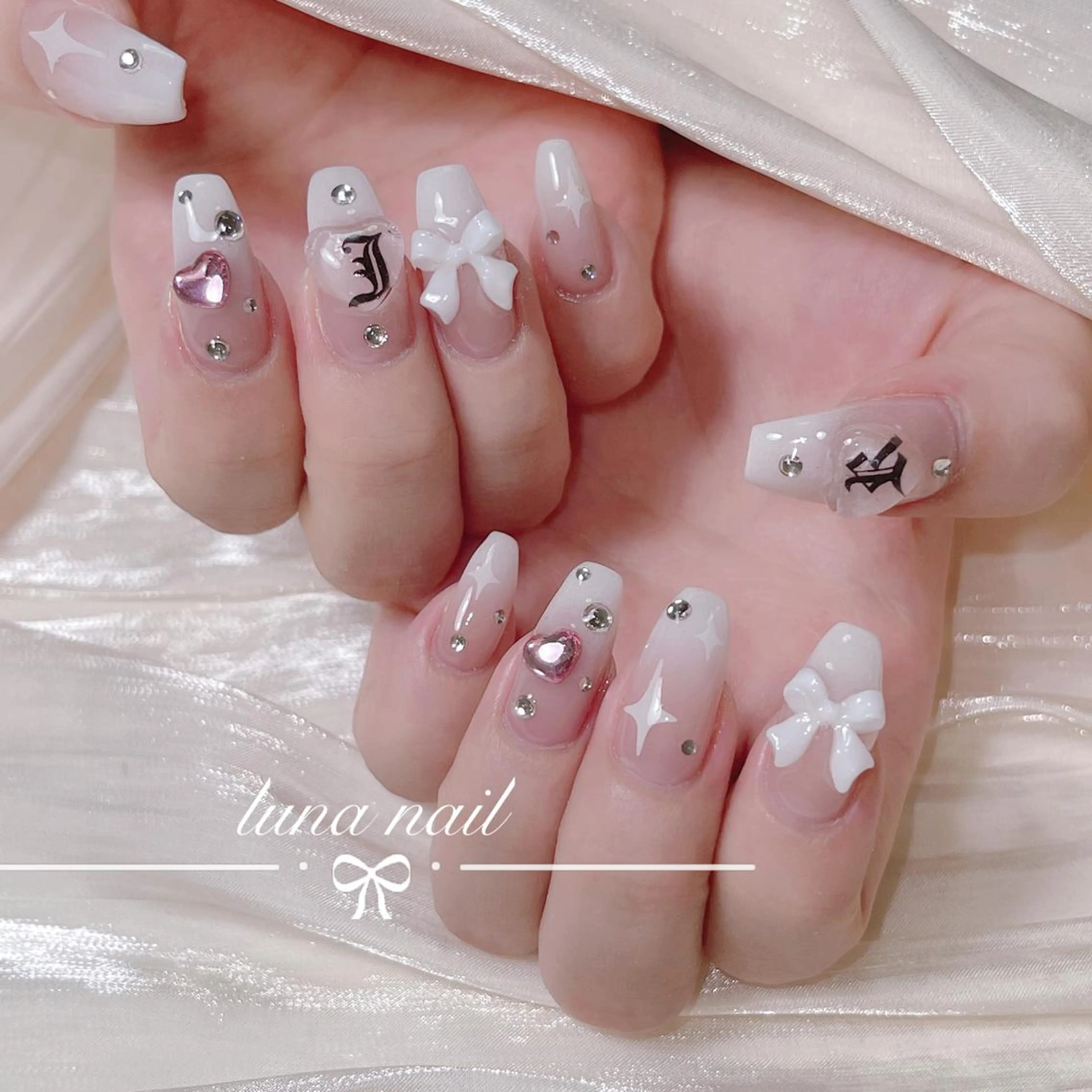 ネイル luna nail ＆eyelashのネイルデザイン