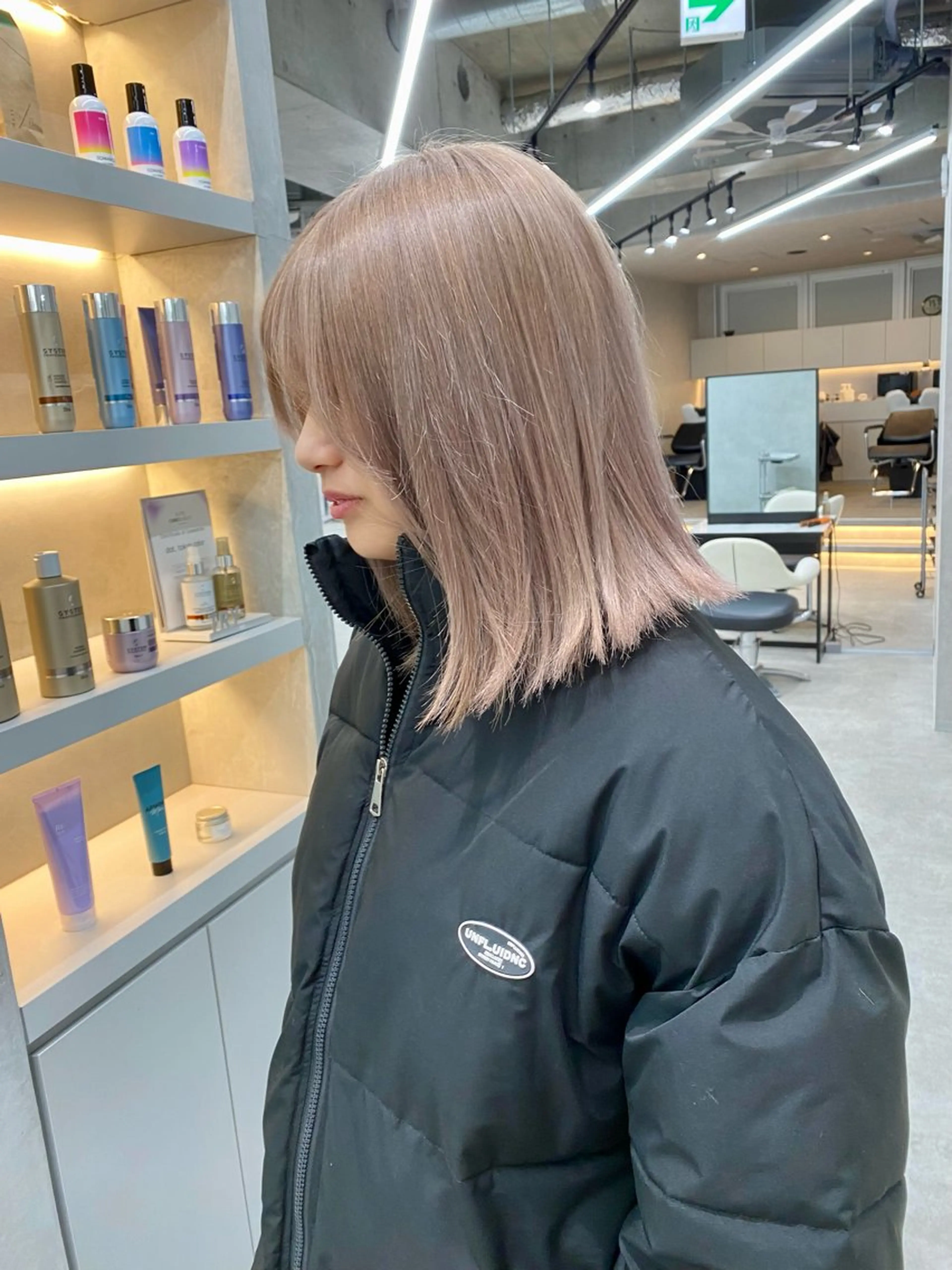 セミロング トリートメント ✨ハイトーンカラー✨ /⭐︎Yudai⭐︎のヘアスタイル