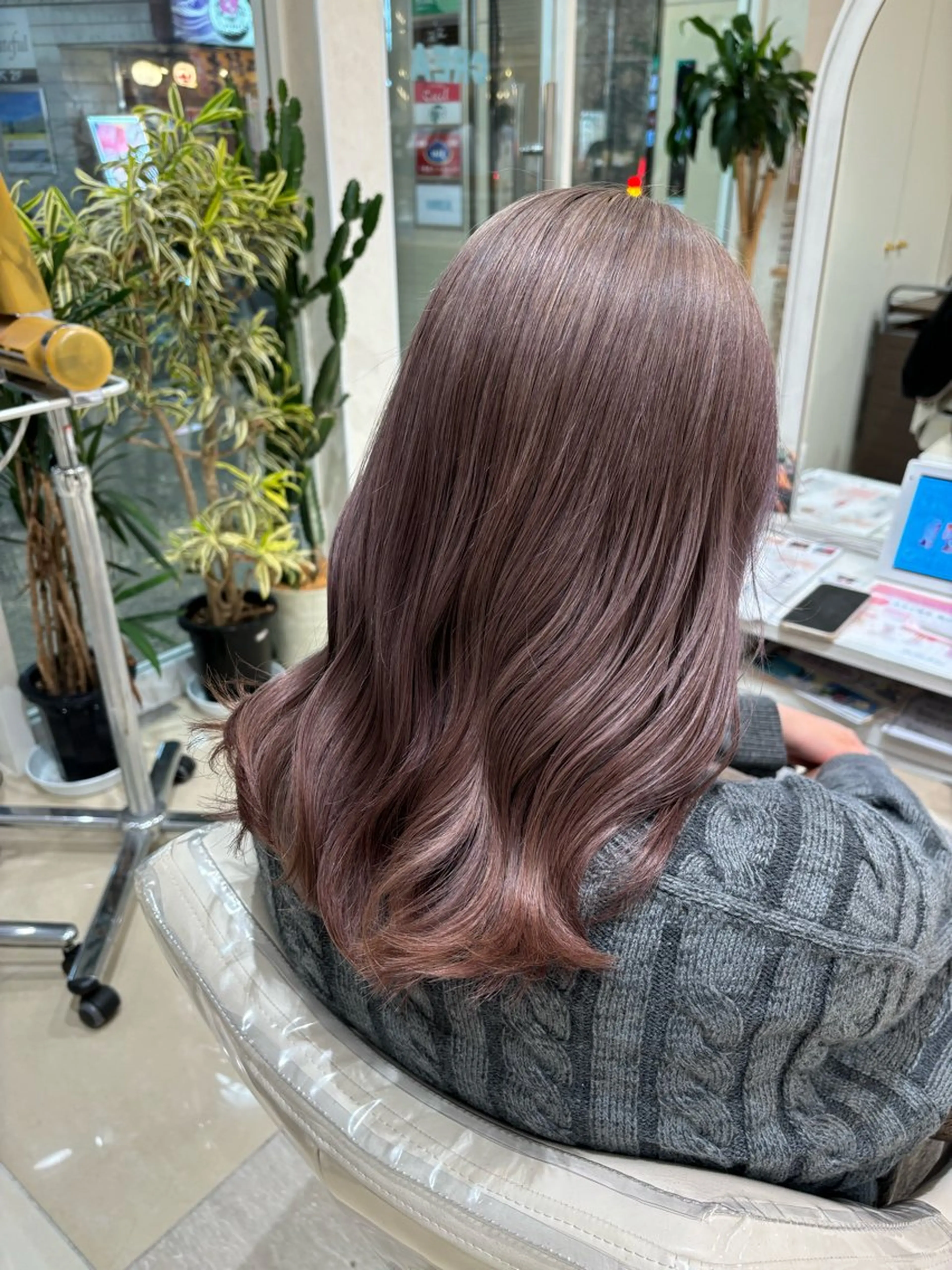 セミロング カラー ヘアカラー トリートメント ぷっつりボブ🫧 タケウチアミのヘアスタイル