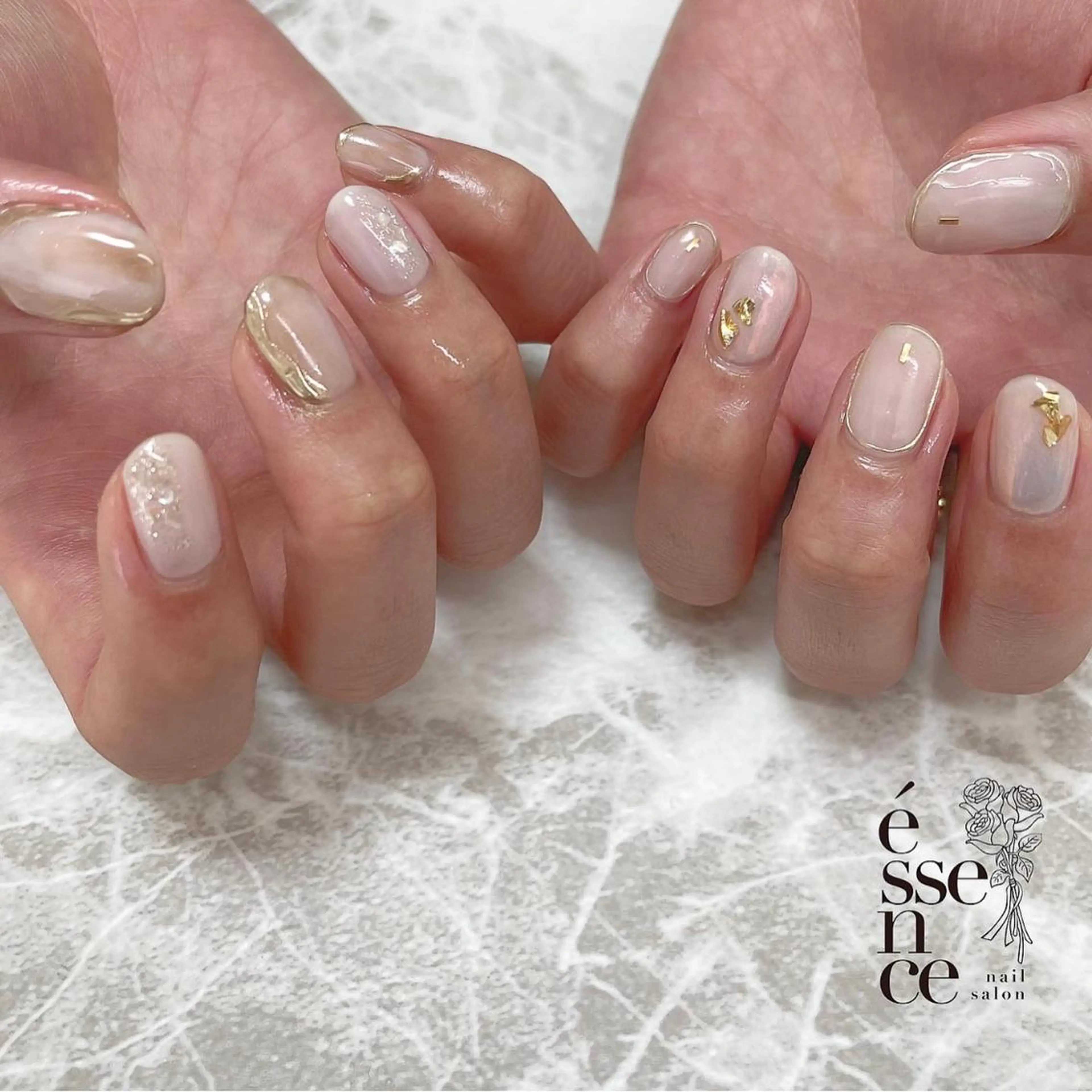 ネイル essence所属・pétit maakoのネイルデザイン