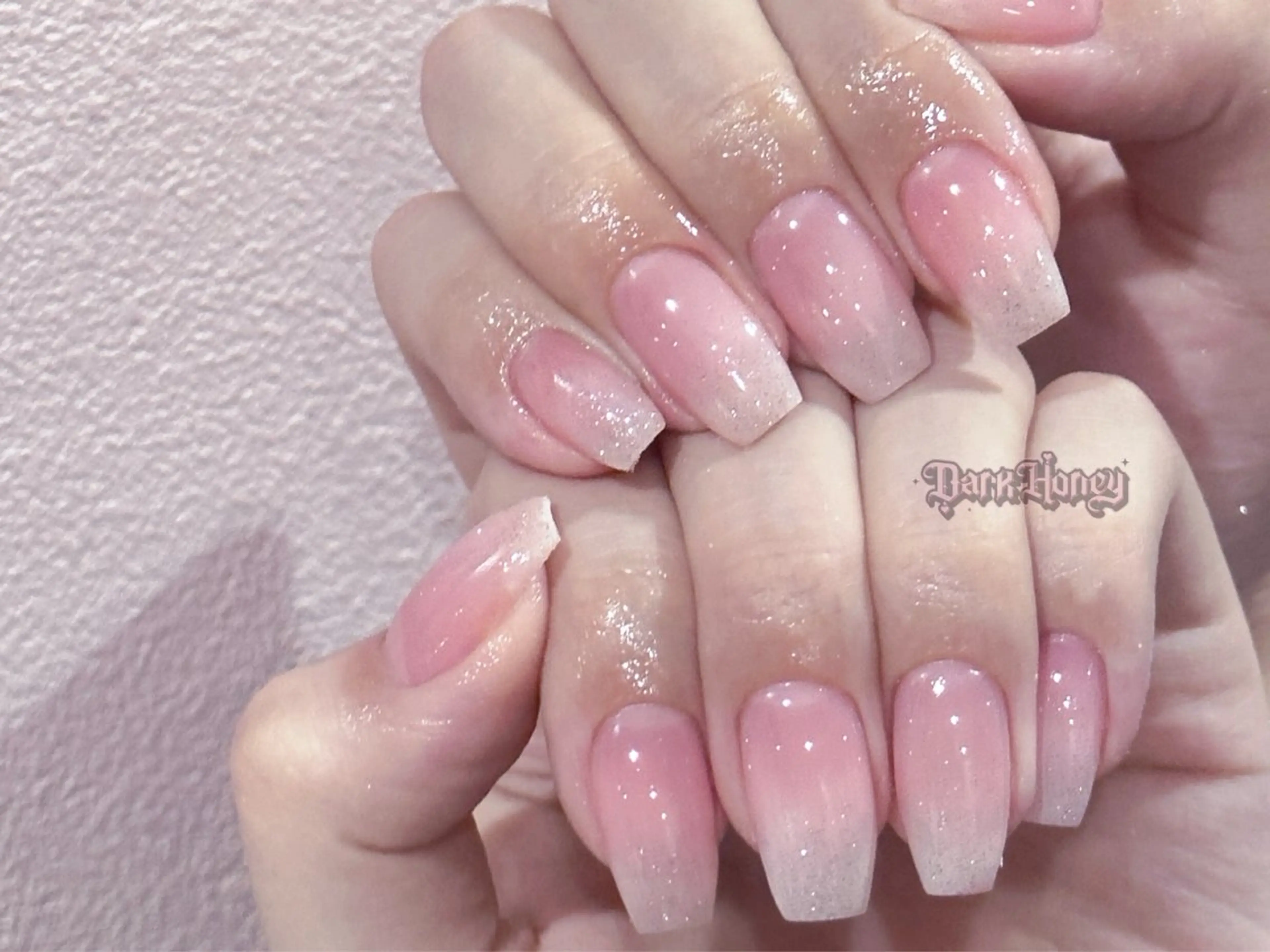 ネイル Dark Honey Kikiのネイルデザイン