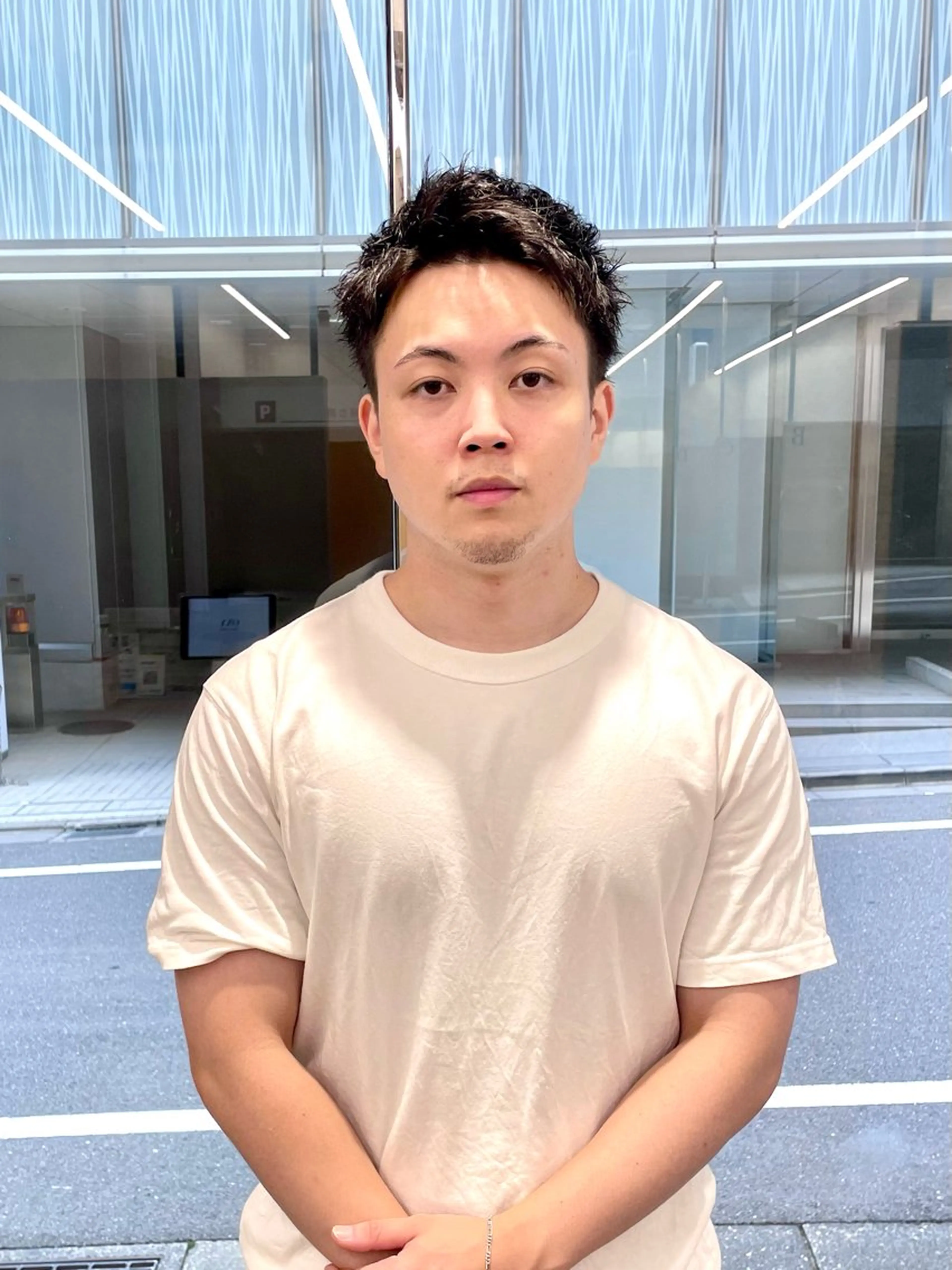 メンズ カット ヘアセット ボブ・ウルフカット TAIGAのヘアスタイル