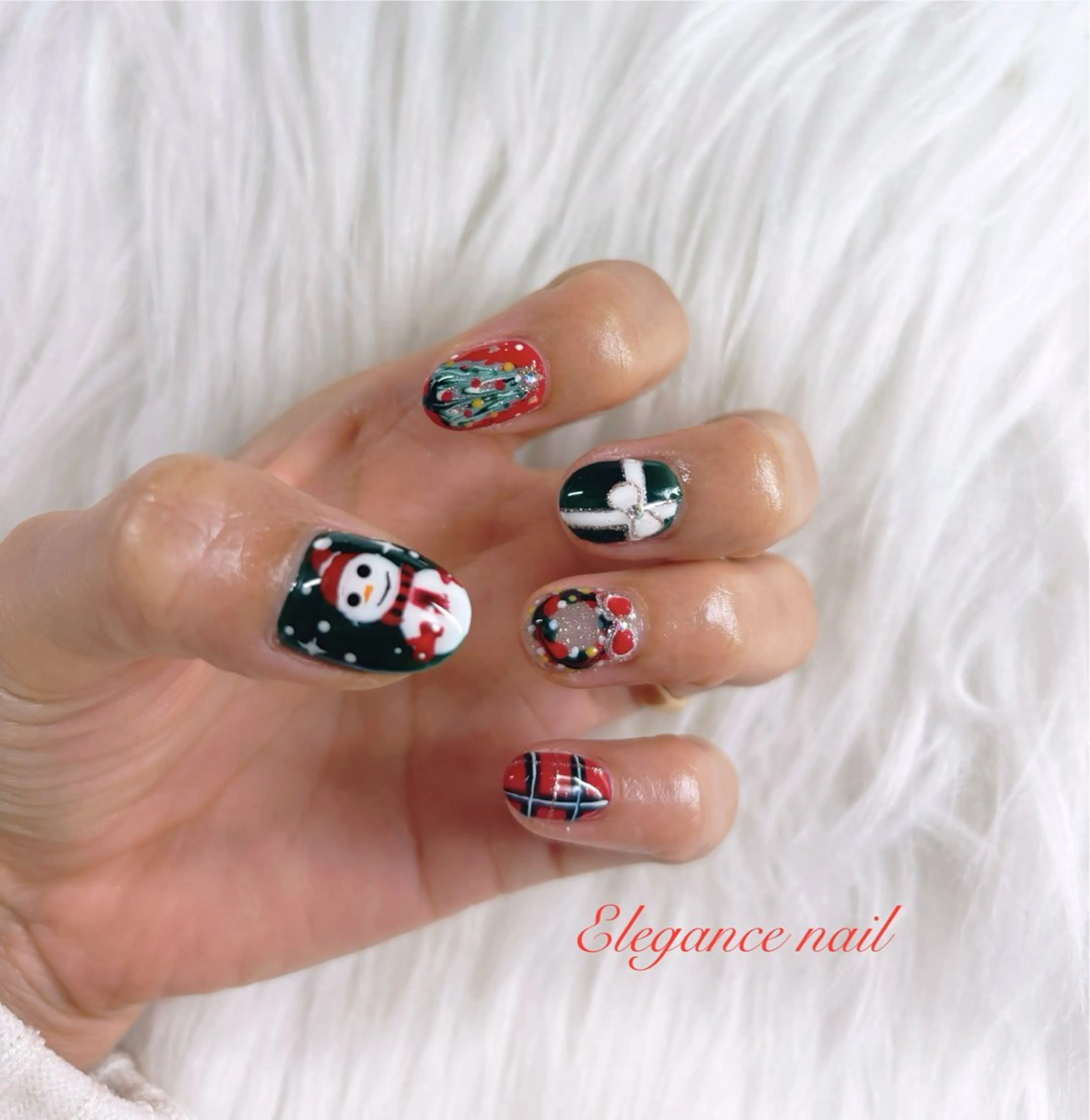 ネイル Elegance Nail所属・Elegance Nail本厚木店舗のネイルデザイン