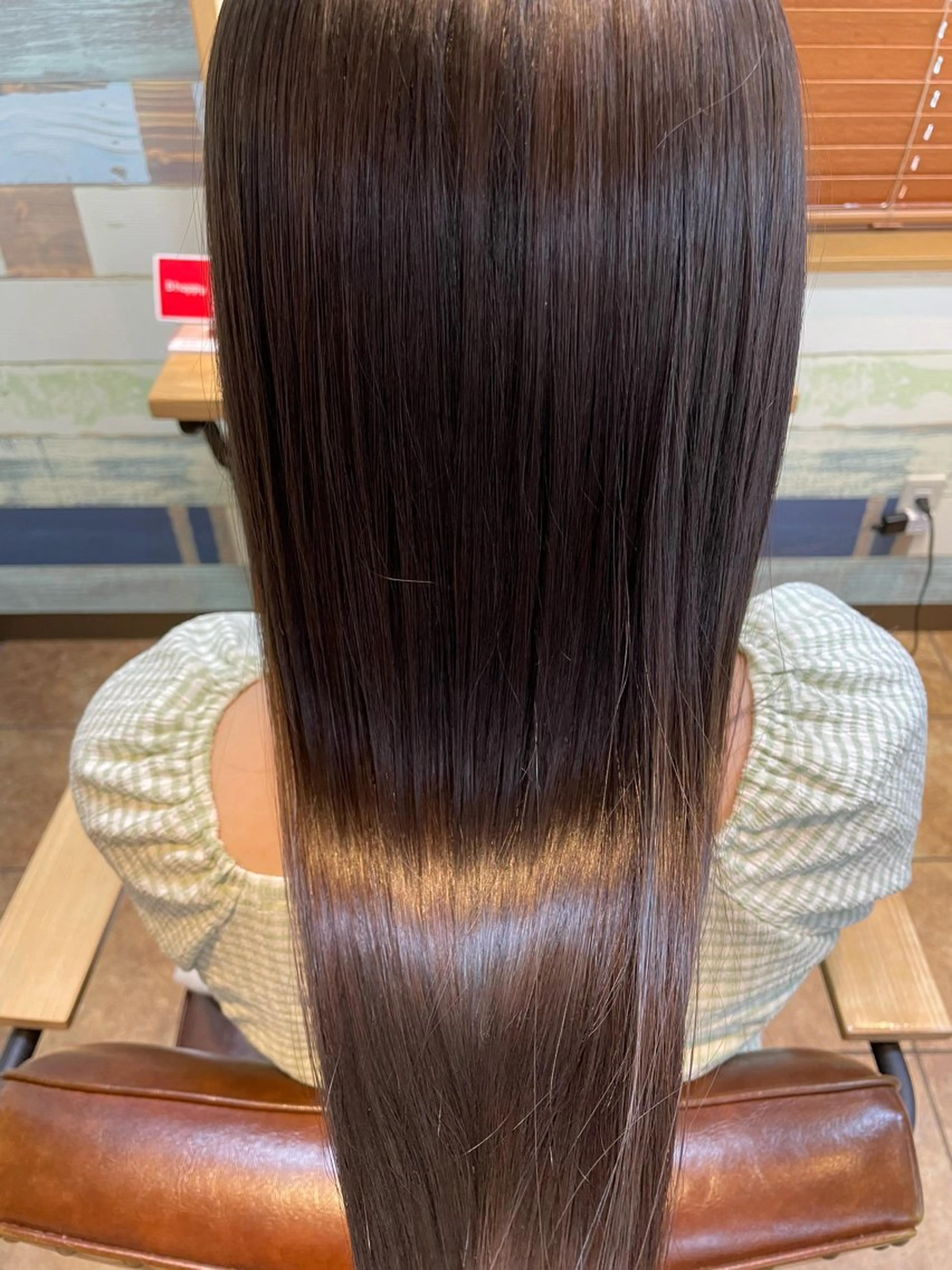 縮毛矯正 透明感カラー🫧🩵 林　菜々美のヘアスタイル