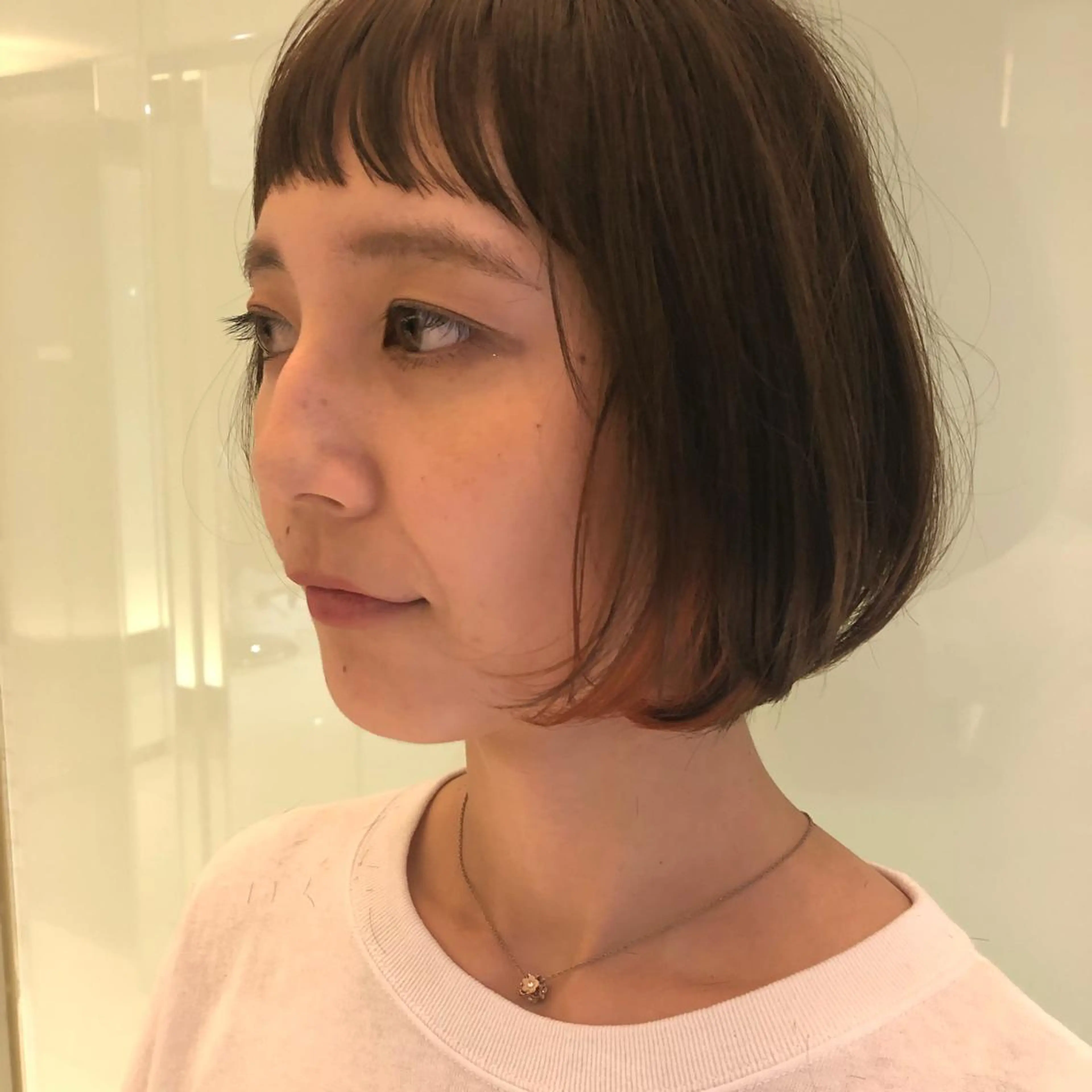 ミディアム カラー パーマ ヘアアレンジ インナーカラー ボブ 似合わせカット オン眉 apish aoyama所属・武 愛子の眉毛・アイブロウイメージ