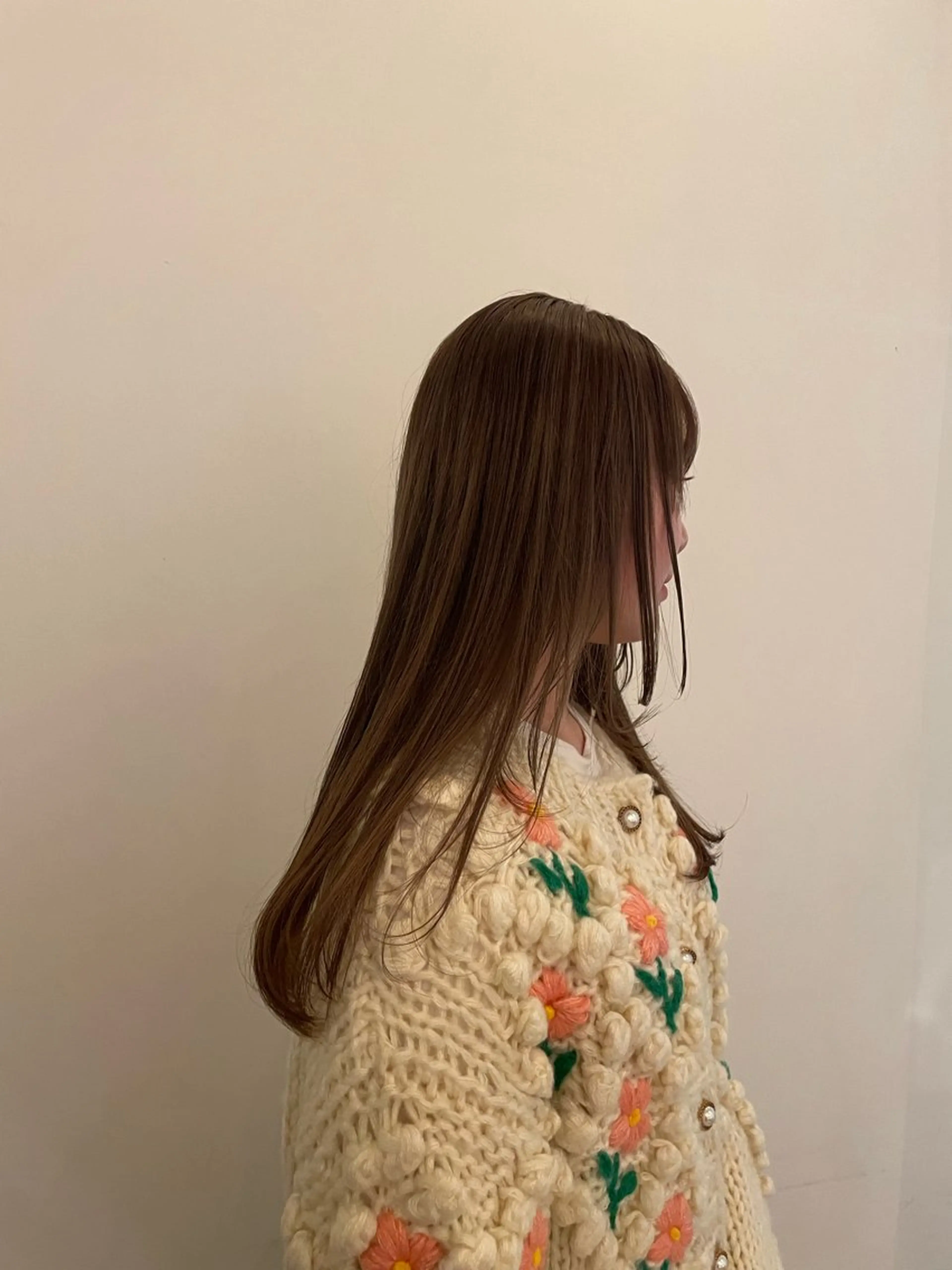 ロング カラー ベージュカラー HITOMI ショートカットのヘアスタイル