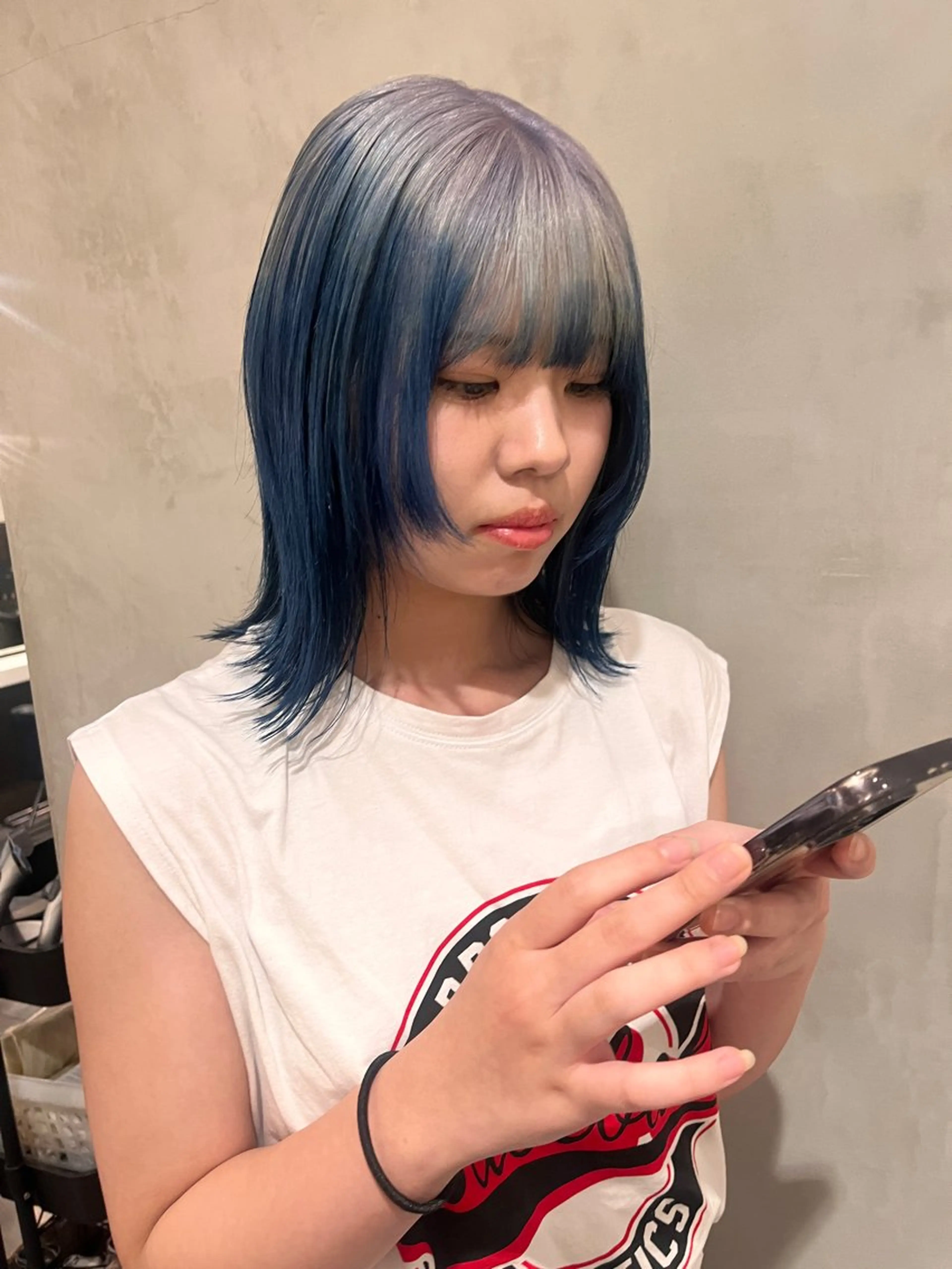 ミディアム カラー ブルーカラー シルバー ホワイトシルバー ヘアカラー トリートメント 暖色🍒姫カット🎀 オタク特化🎀ゆうなのヘアスタイル