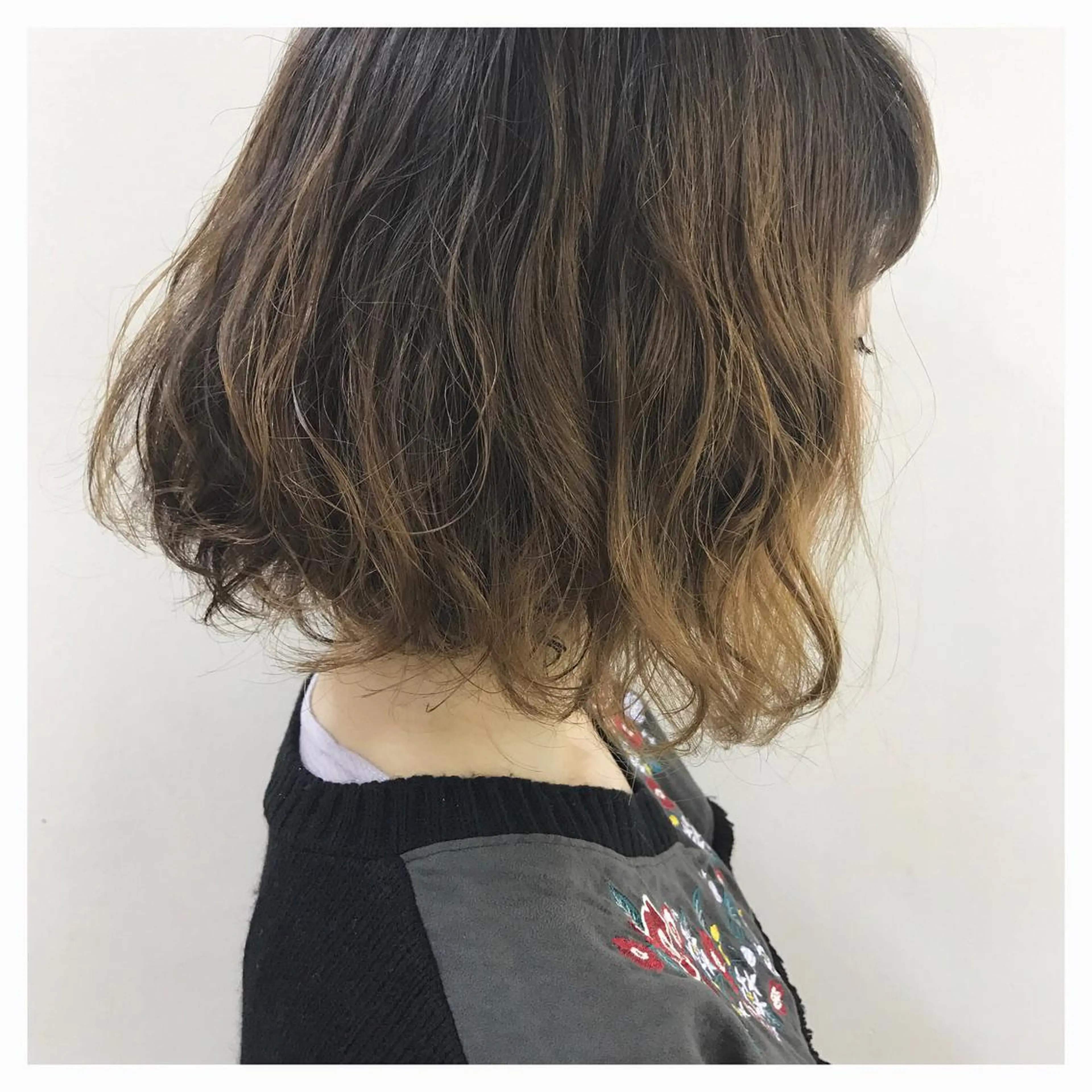 ショート パーマ ボブ ﾊｲﾄｰﾝ/ｼｮｰﾄ 村上淳乃🐥のヘアスタイル