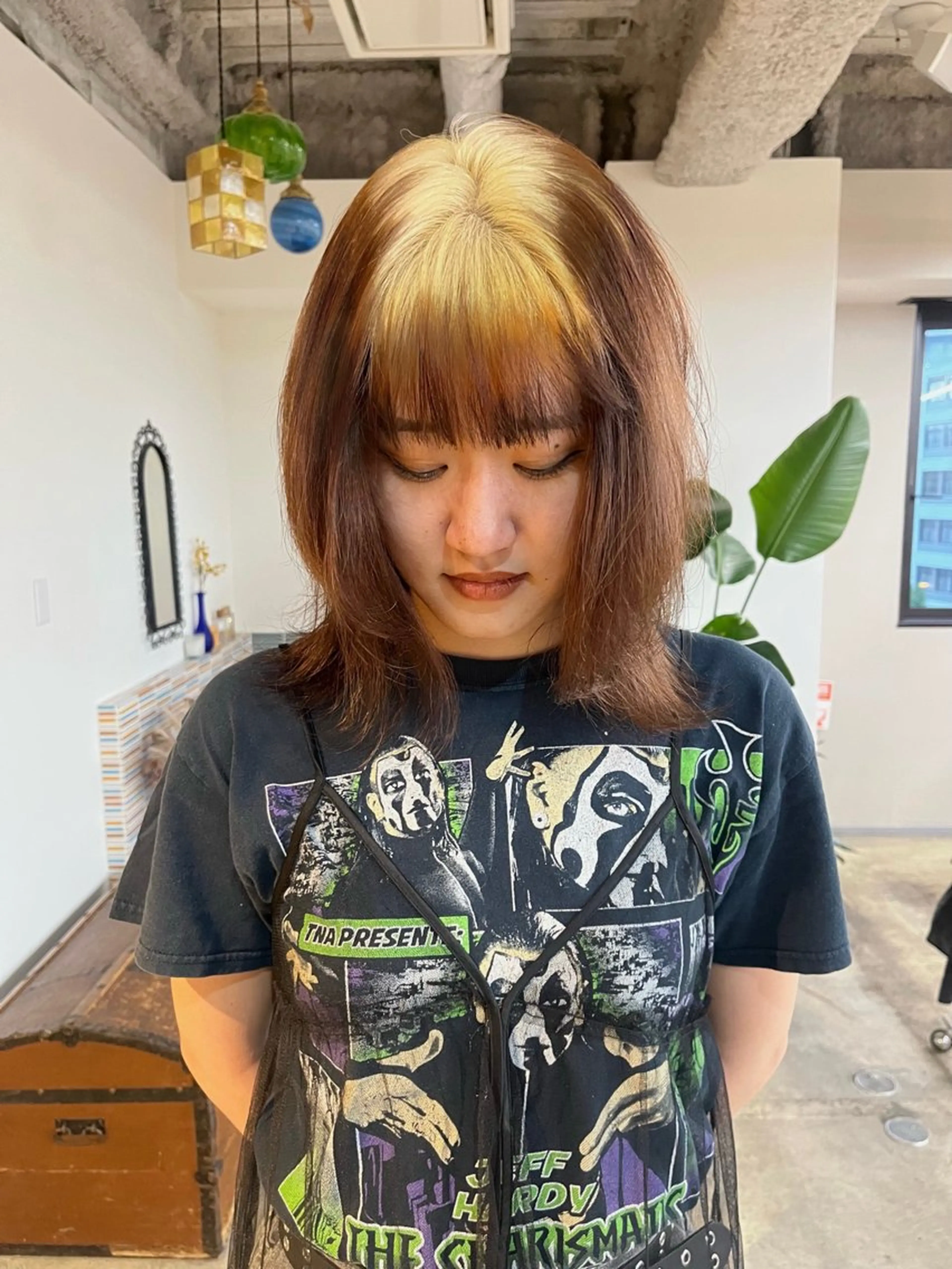 ミディアム カラー ブリーチ カット ヘアカラー トリートメント 🩷ハイトーン透明感 レイヤー🩷ユリカのヘアスタイル