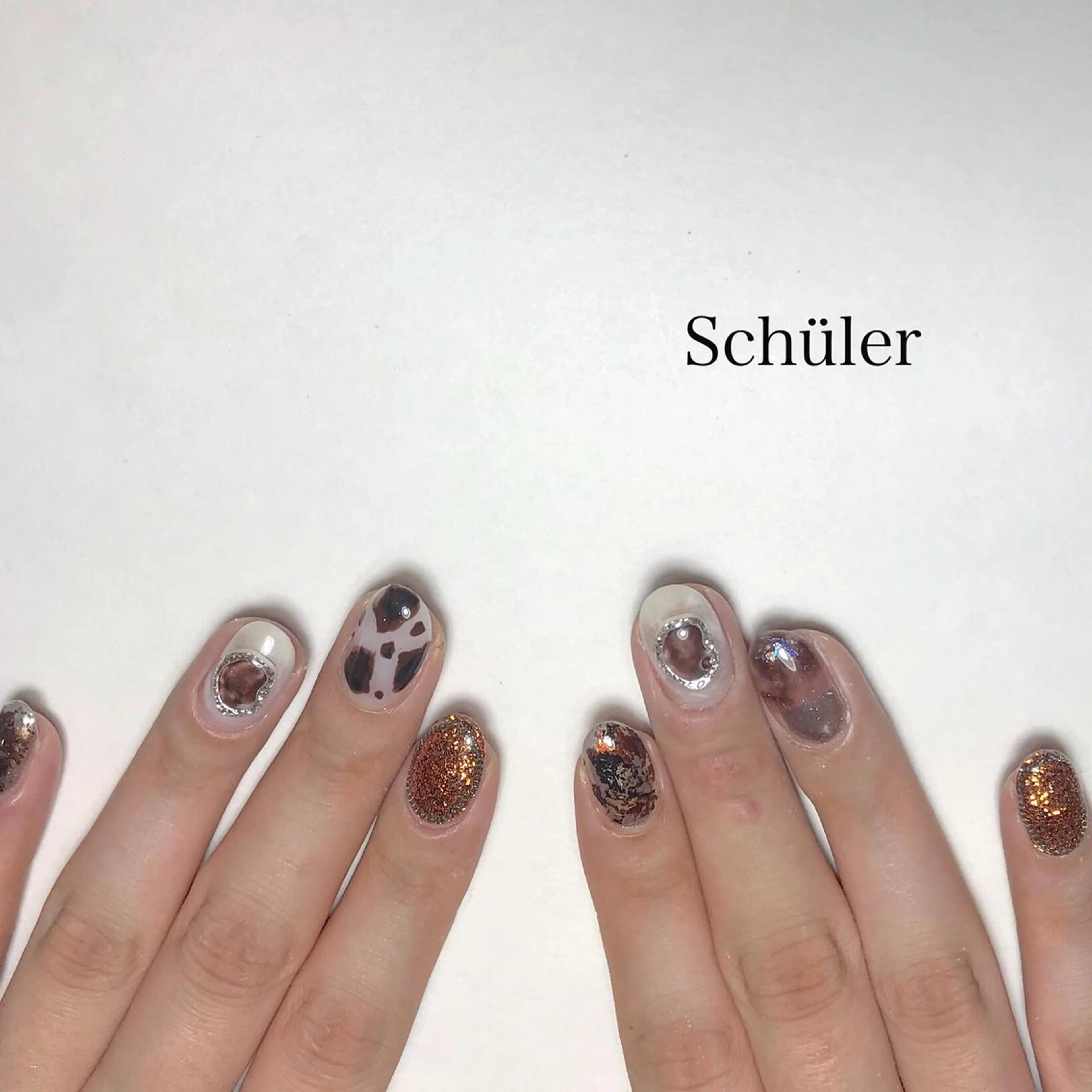 ネイル Schüler所属・野内 まきのネイルデザイン