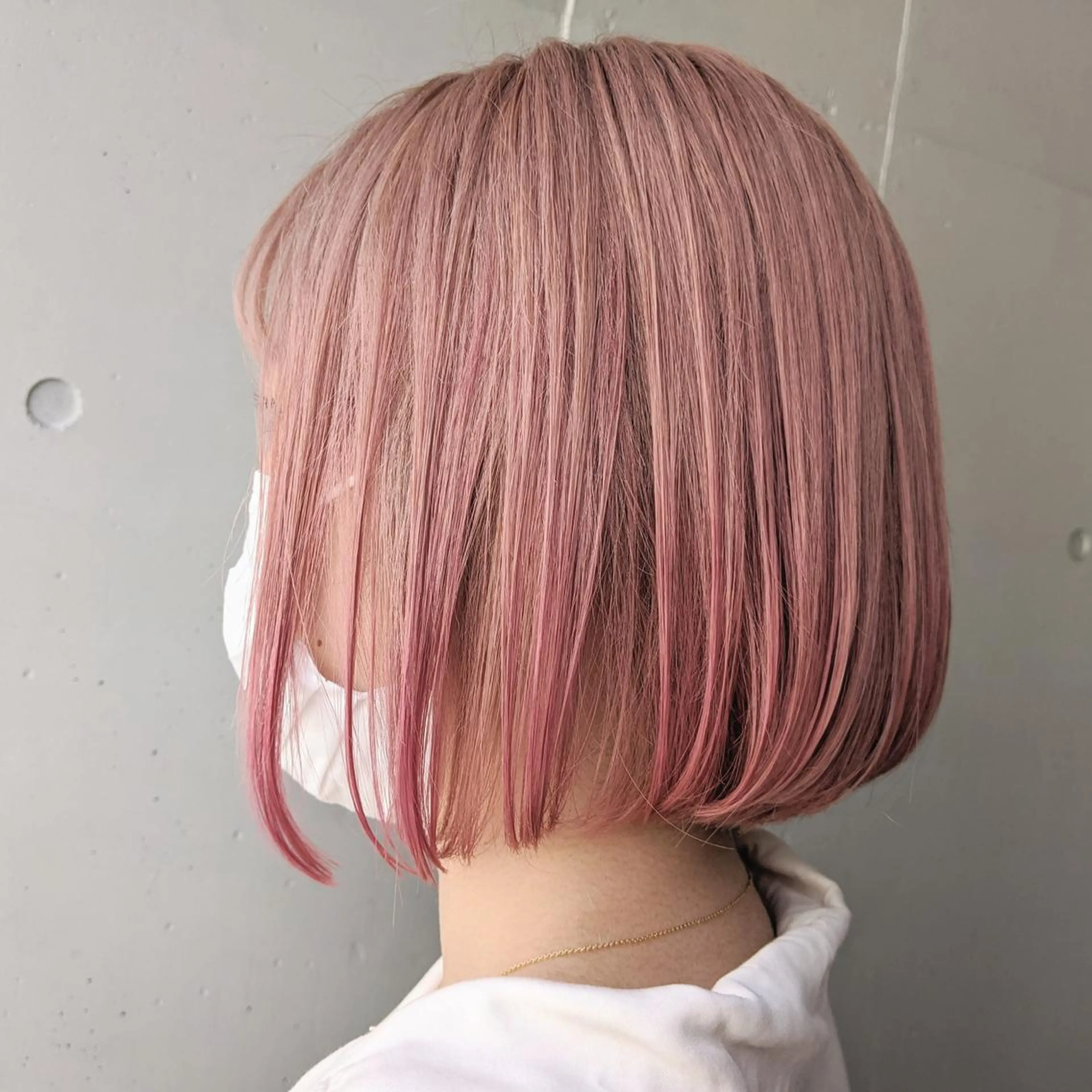 ショート カラー ベージュカラー ピンクカラー ピンクベージュ ボブ カット ヘアカラー トリートメント kitin  吉祥寺 山岸花のヘアスタイル