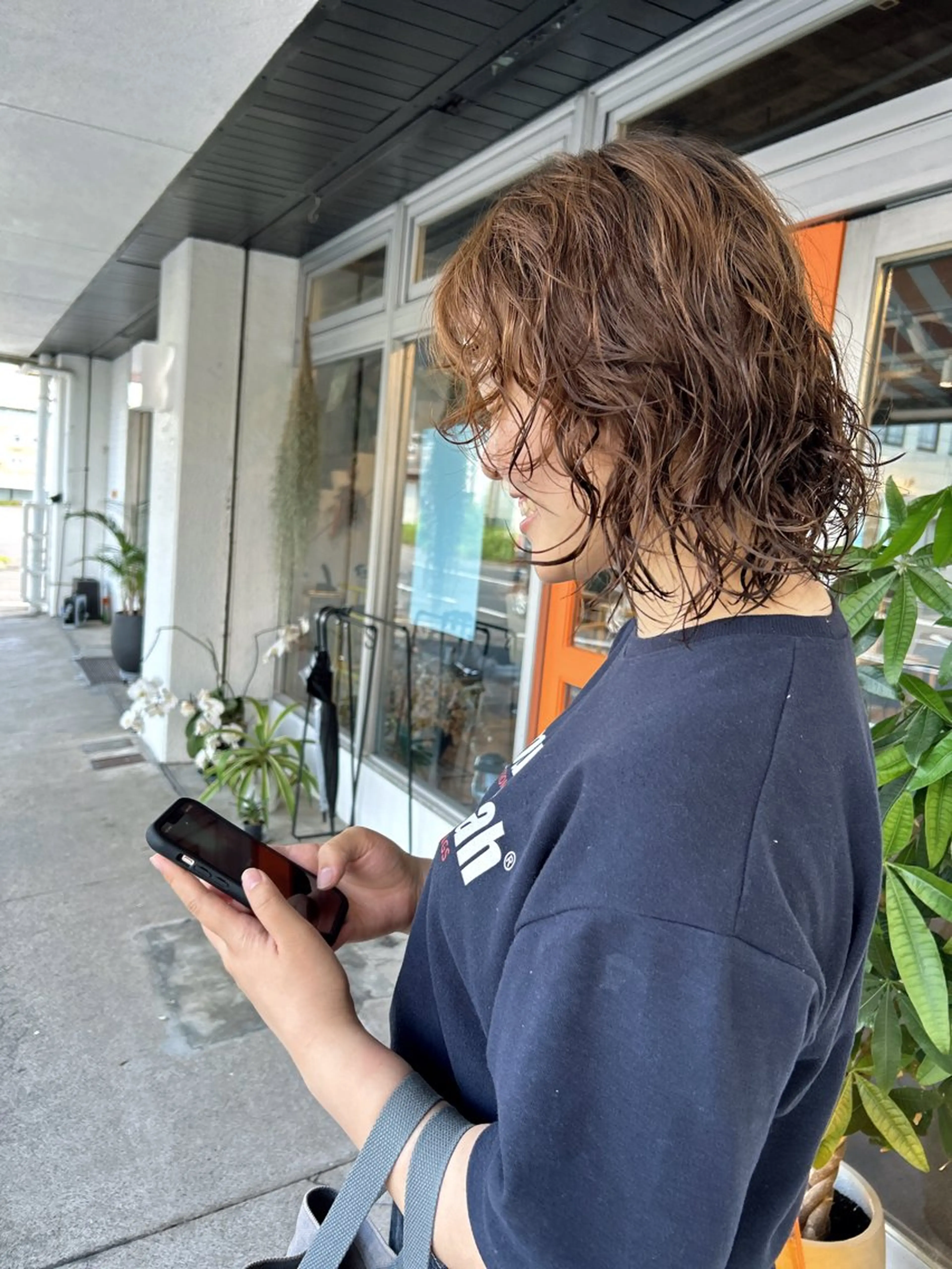 ミディアム ミディアムパーマ 外国人風カラー パーマ 透明感カラー 暖色shihoのヘアスタイル