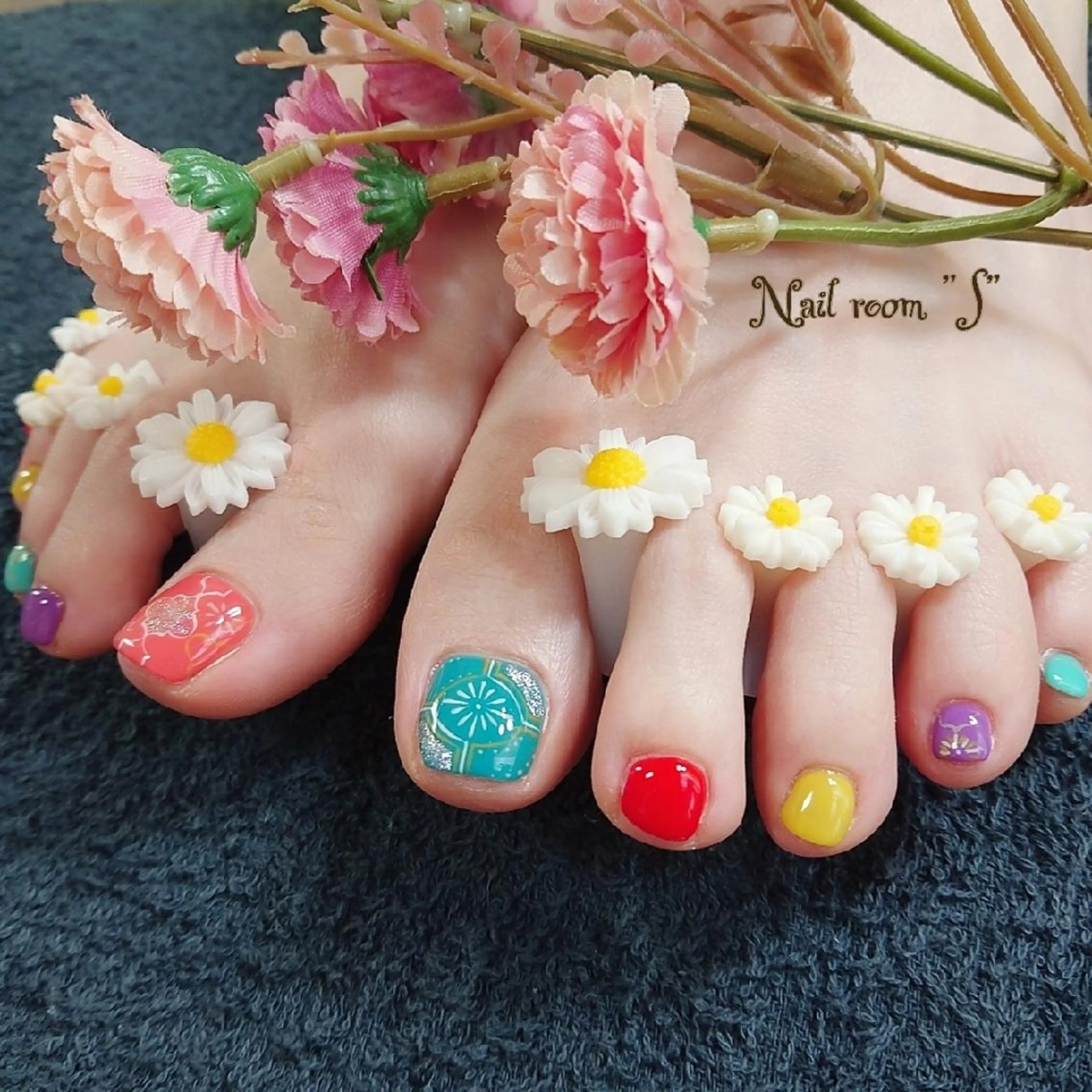 Foot お任せor持ち込み　オフなし・甘皮ケア込みの写真