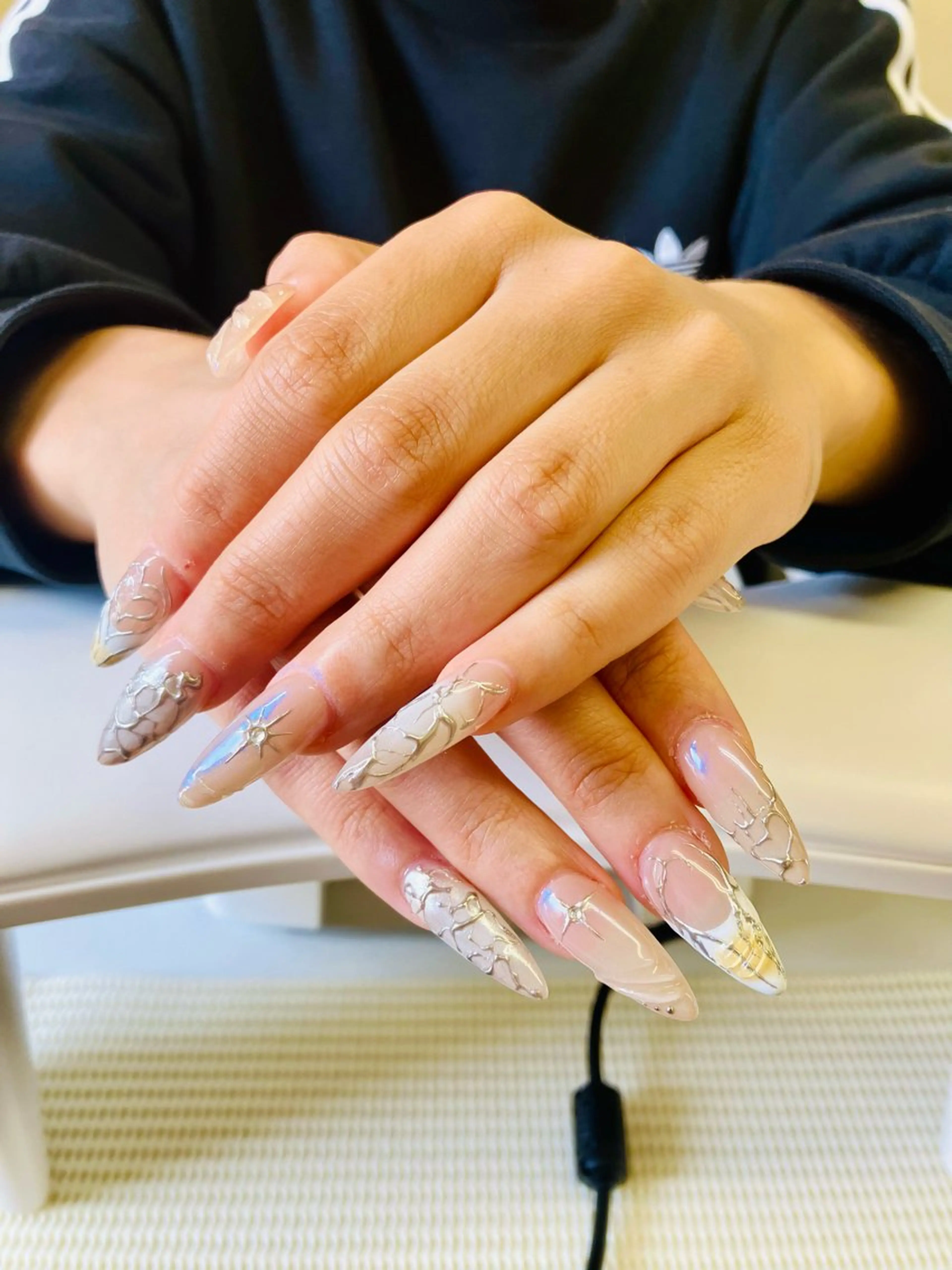 ネイル ハンドネイル Chun Chun nail所属・ヒュン オアンのネイルデザイン