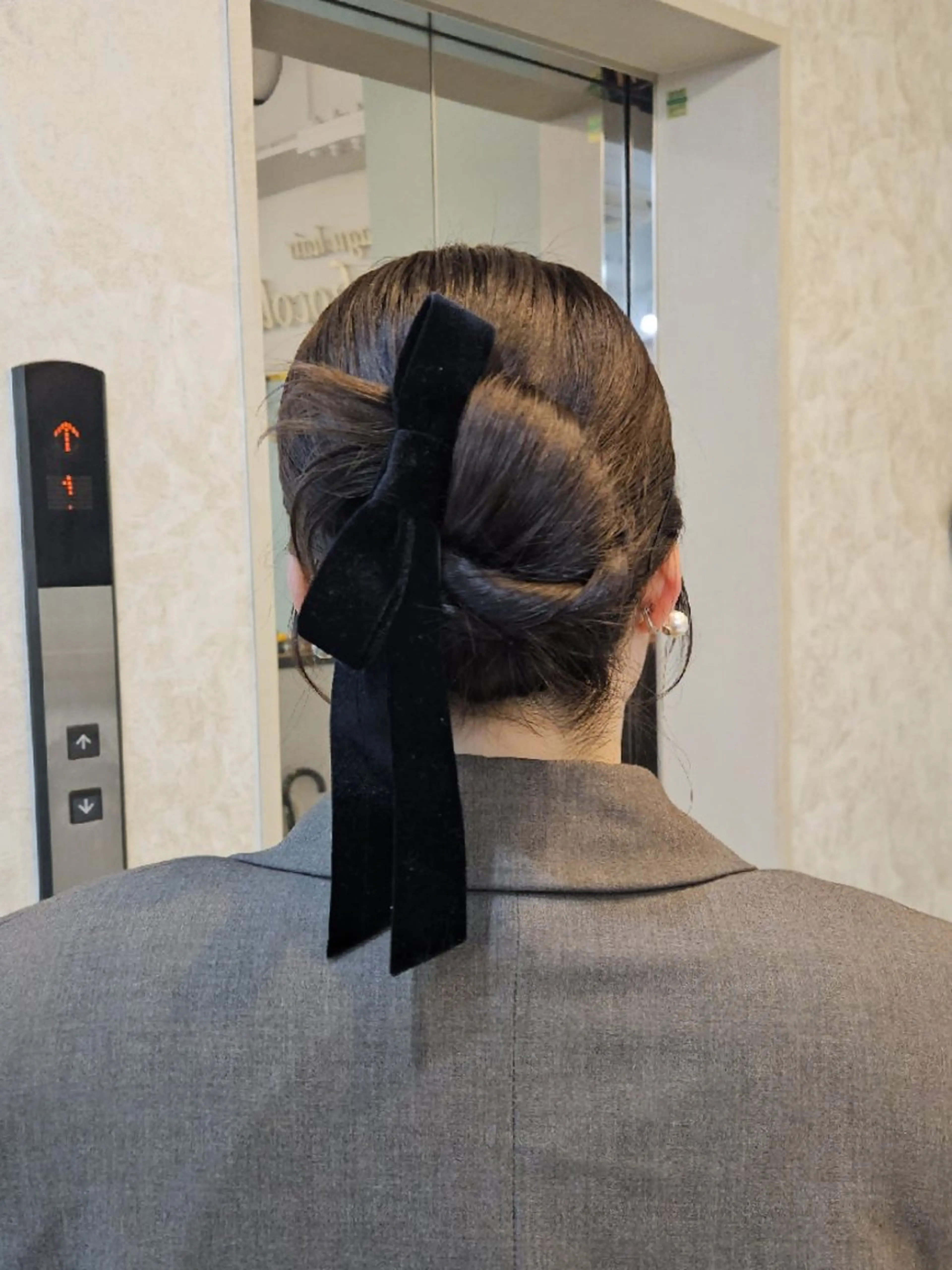 セミロング ヘアアレンジ 韓国風ヘア レイヤーカット ヘアセット ミク🇰🇷 /Agu hairのヘアスタイル