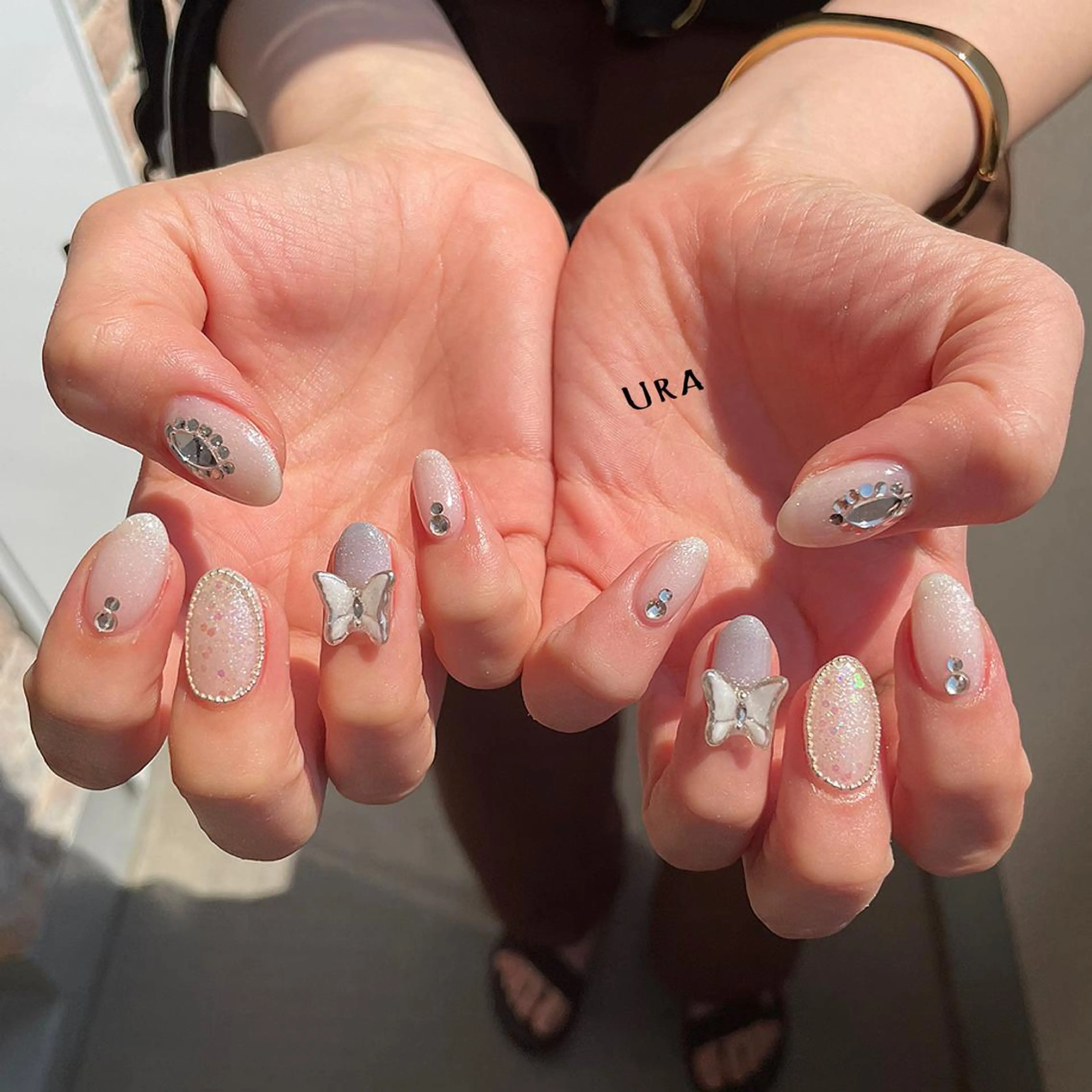 ネイル UrakoNail 《nail》のネイルデザイン