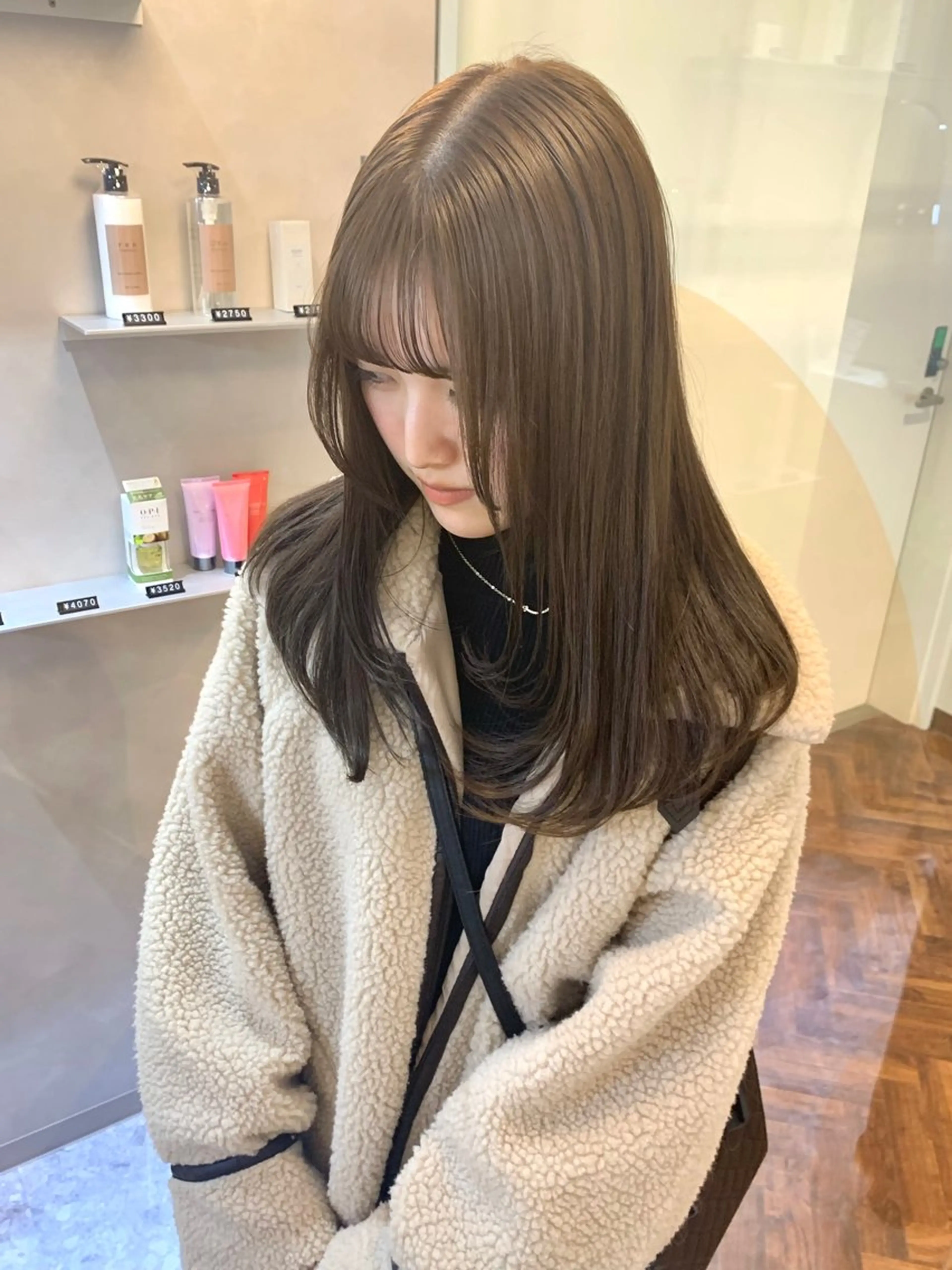 セミロング カラー ベージュカラー ケアカラー グレージュ オリーブグレージュ オリーブグレー 韓国ヘア🇰🇷/ 顔周り/松田光里のヘアスタイル