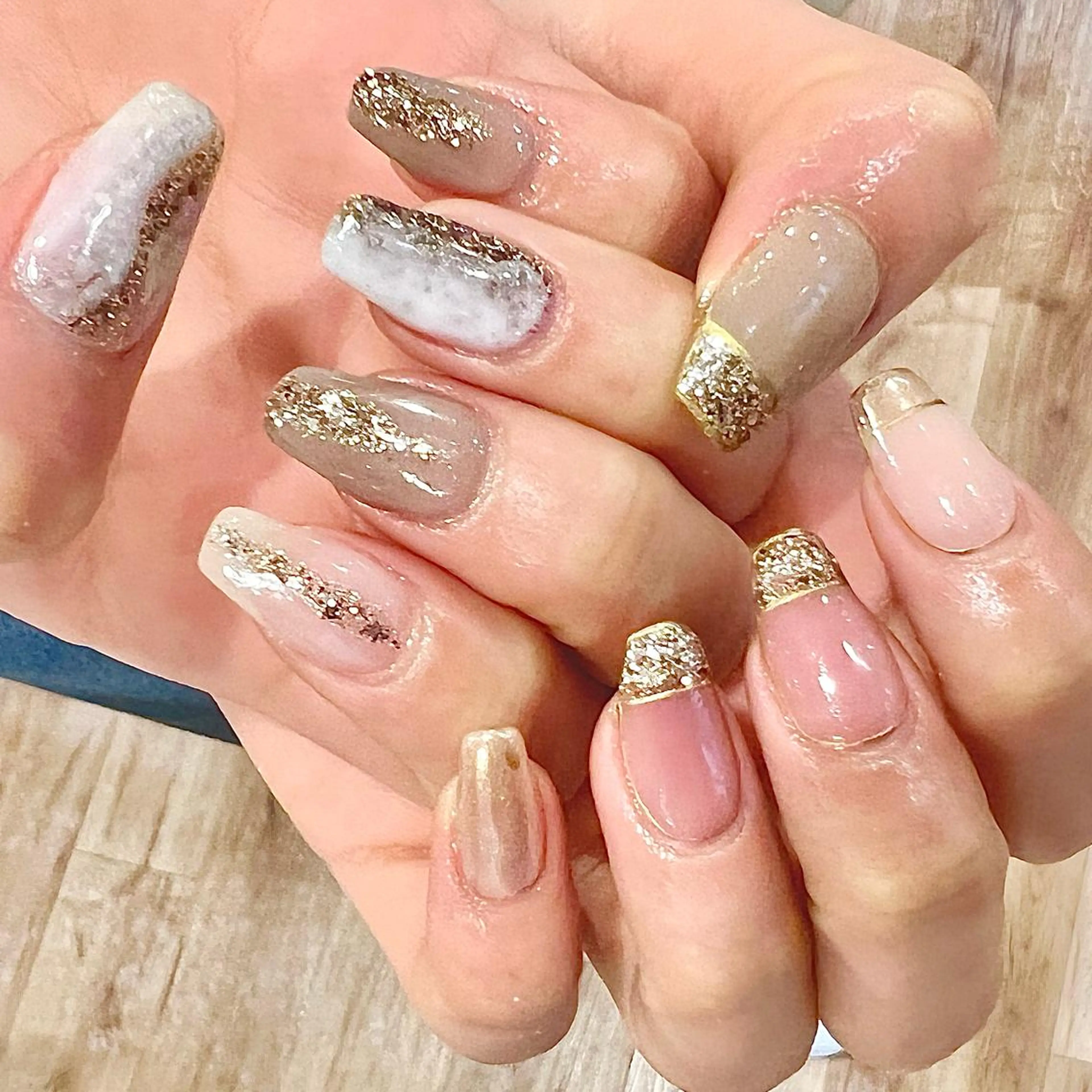 ネイル 持ち込み ニュアンスネイル ハンドネイル H🌺 NAILのネイルデザイン