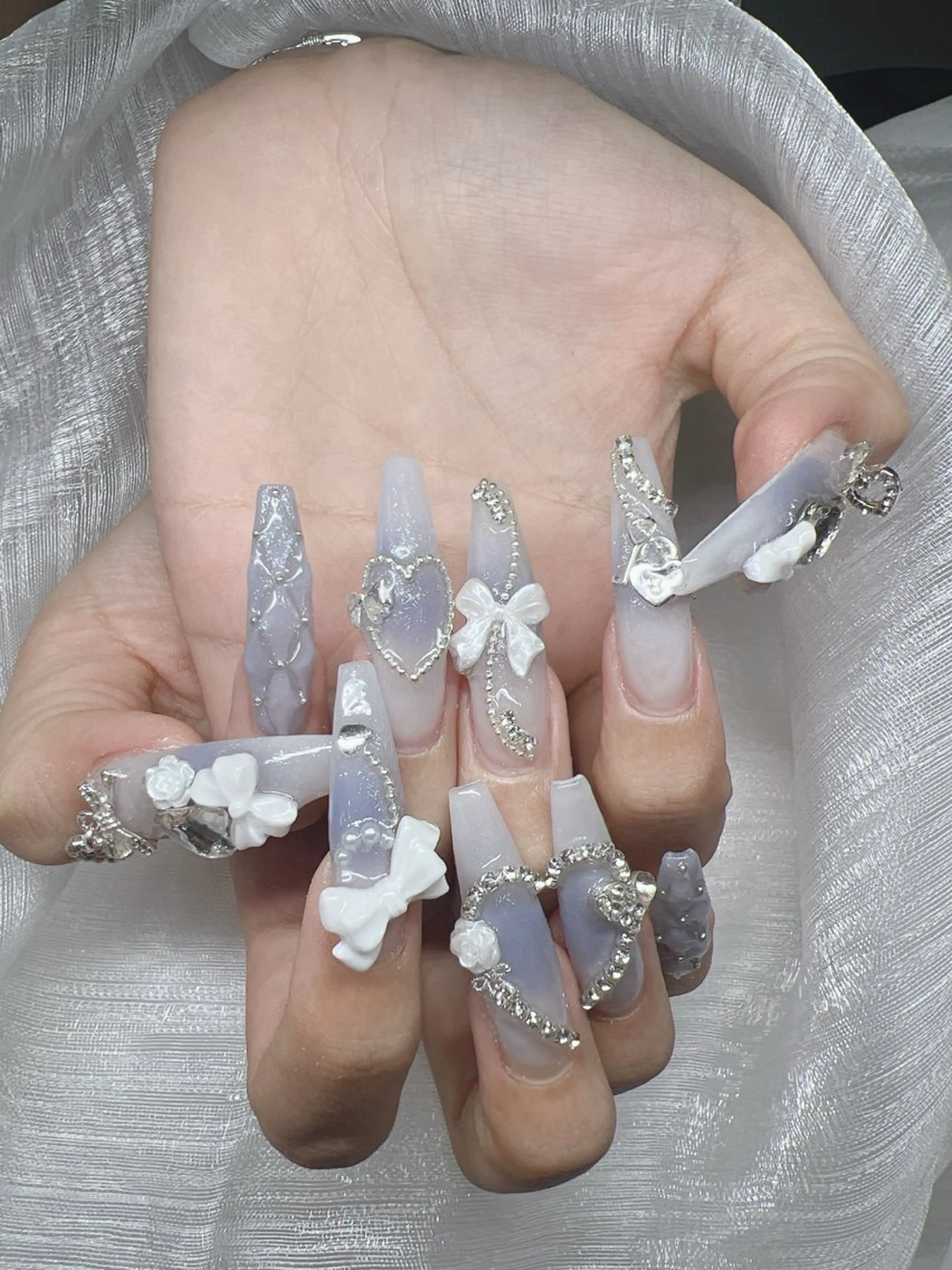 ネイル 長さ出し グラデーション キラキラネイル マグネットネイル ニュアンスネイル ハンドネイル Lee Nails チップ長さだし専門店のネイルデザイン