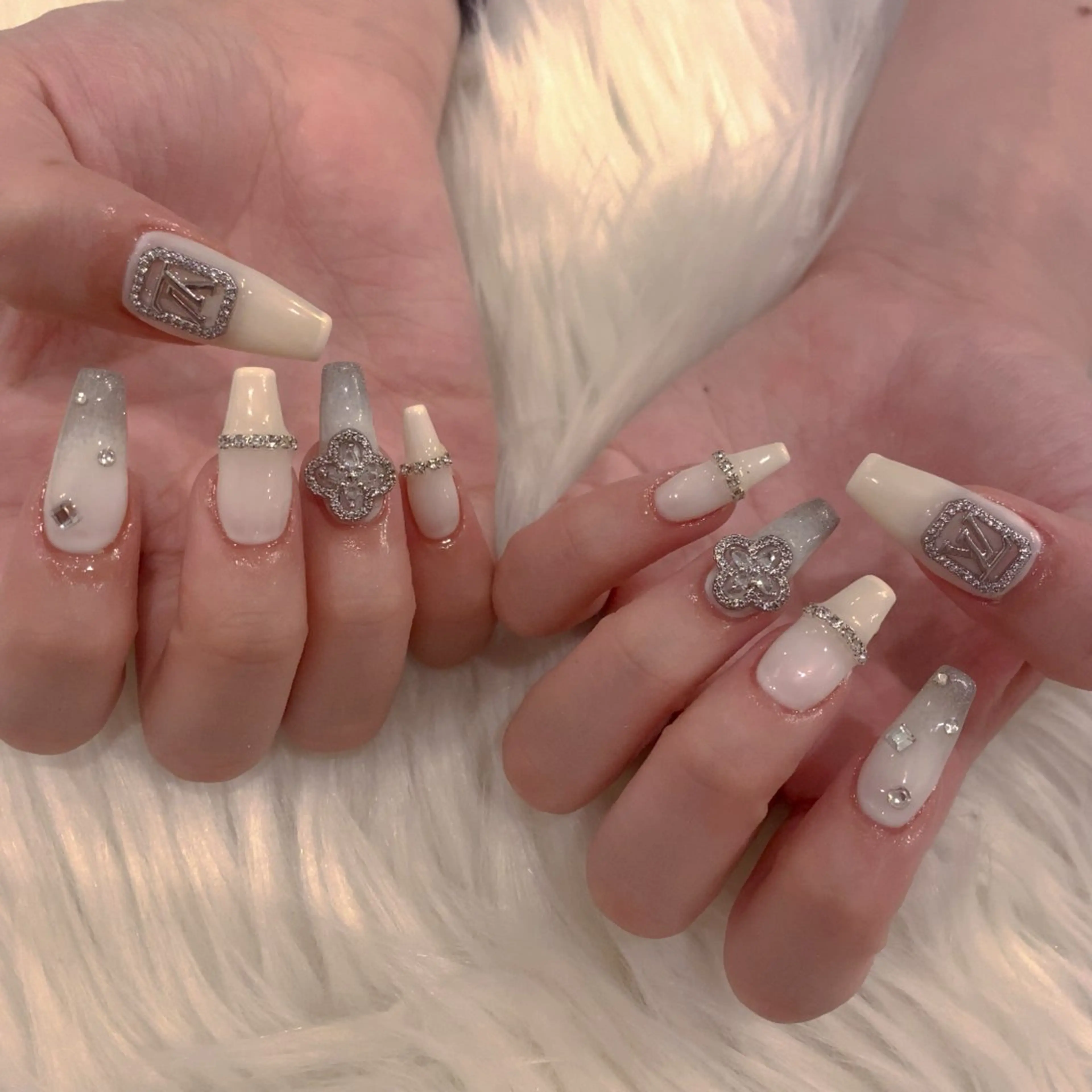 ネイル ハンドネイル Tina nail salonのネイルデザイン