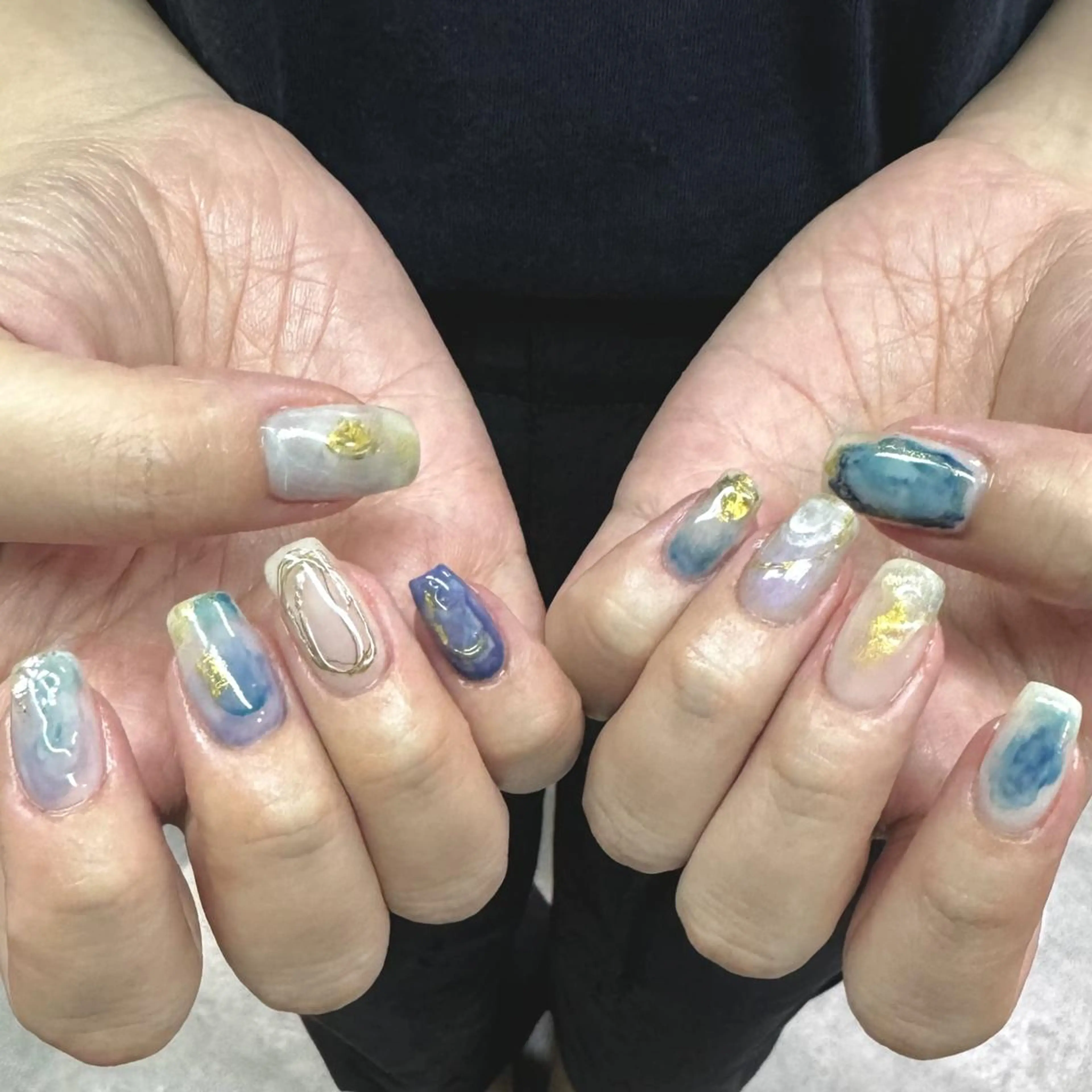 ネイル ジェルネイル 韓国ネイル ニュアンスネイル ワンホンネイル nailstudio eviz新宿店のネイルデザイン
