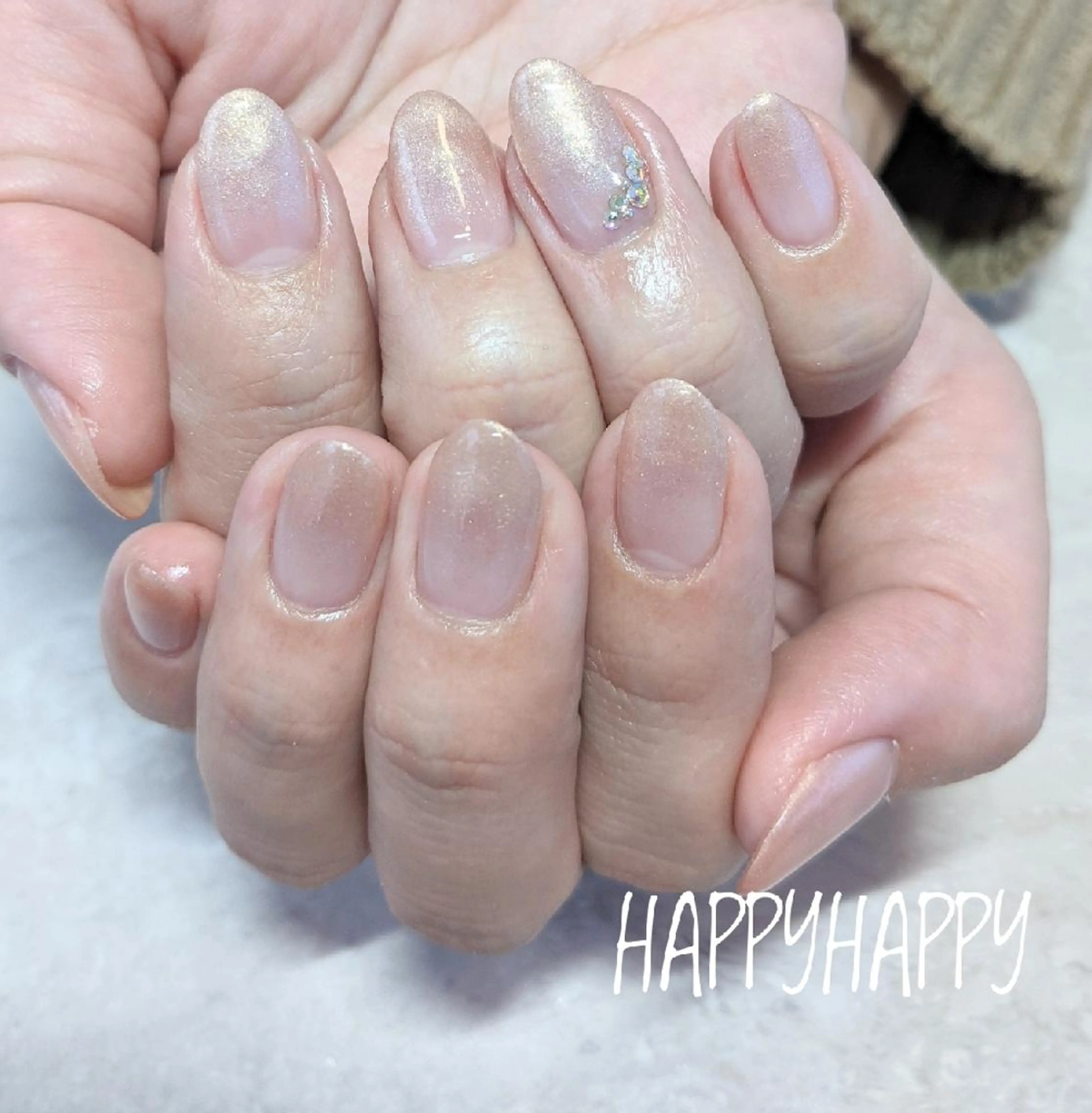 ネイル グラデーション HAPPY HAPPYのネイルデザイン