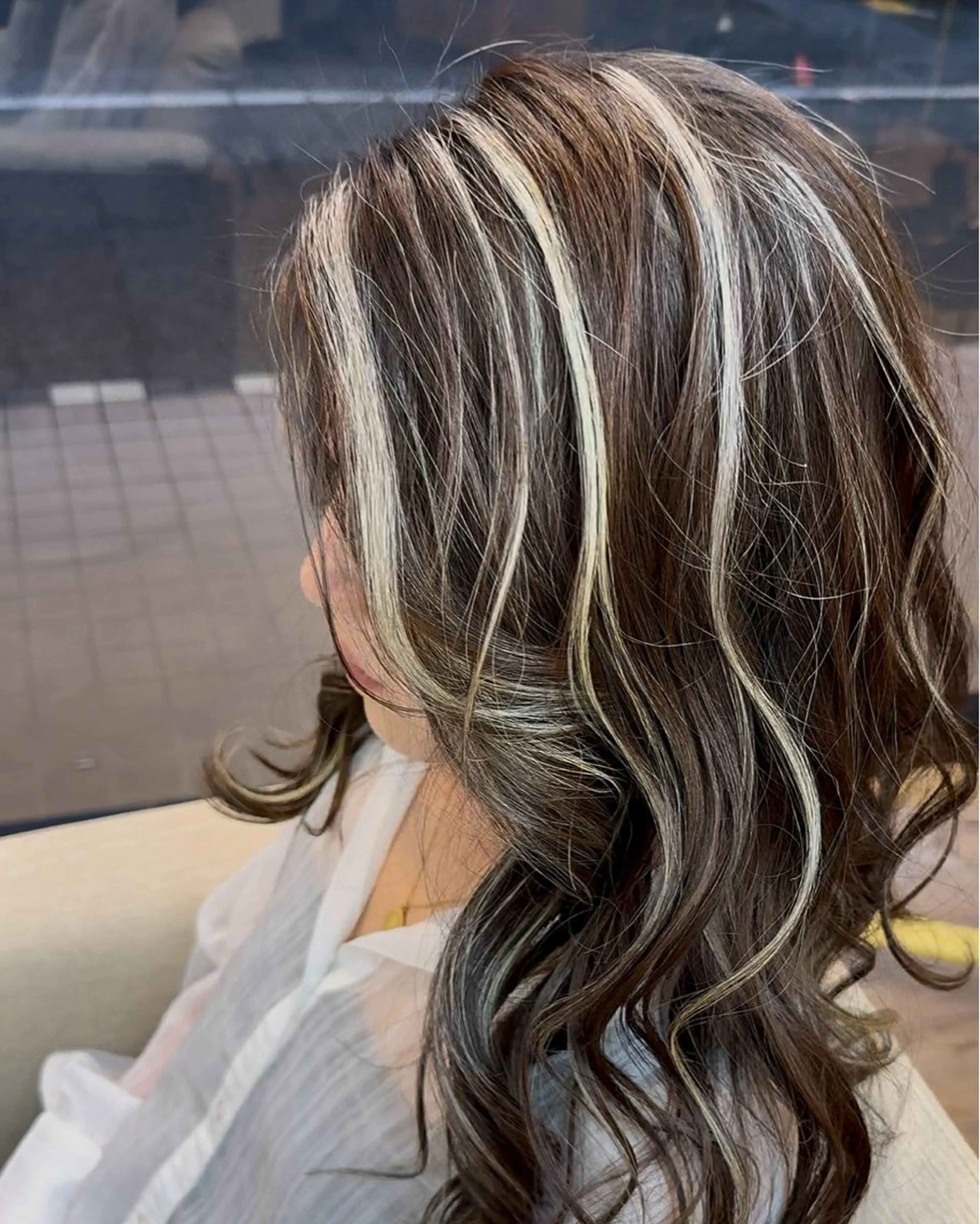 ロング カラー ハイライトカラー 3Dハイライト ハイライト ヘアカラー トリートメント Cure2所属・🌈白いハイライト 🌈 🐶ノザワ🐶のヘアスタイル