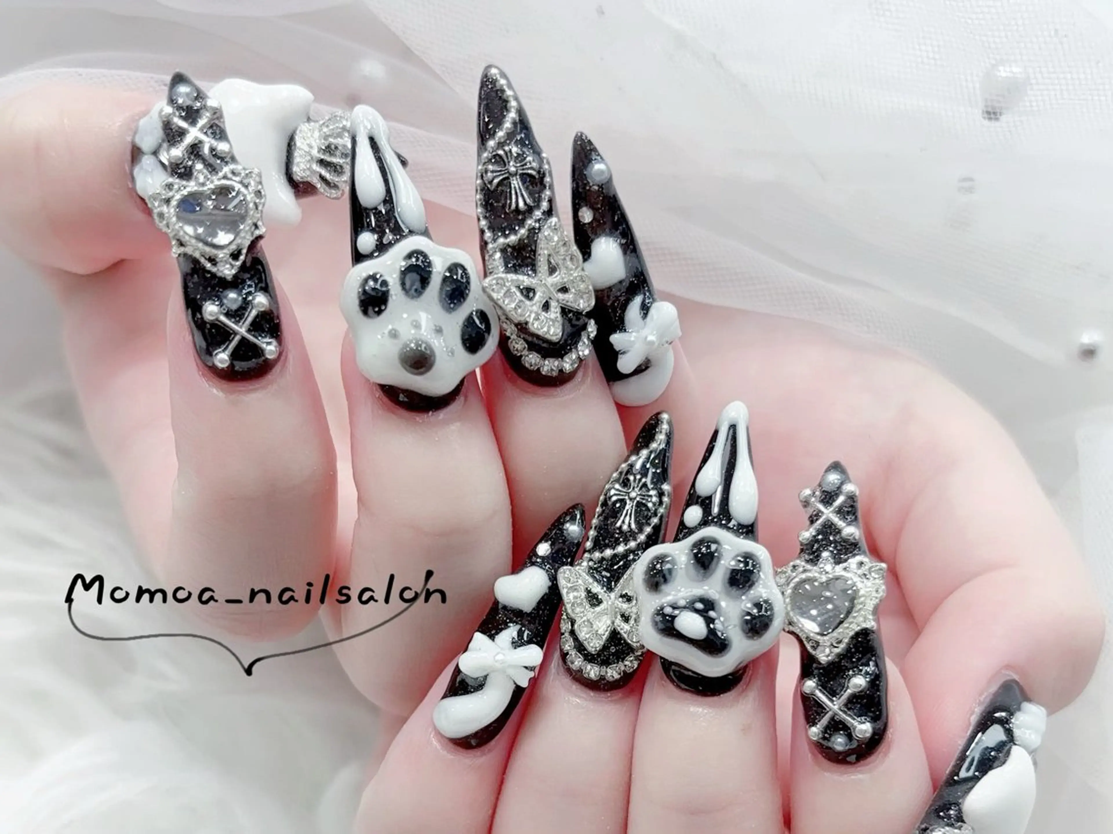 ネイル ハロウィン キラキラネイル 韓国ネイル スカルプネイル ハンドネイル MoMoA Nail ネイル長さ出し専門店のネイルデザイン