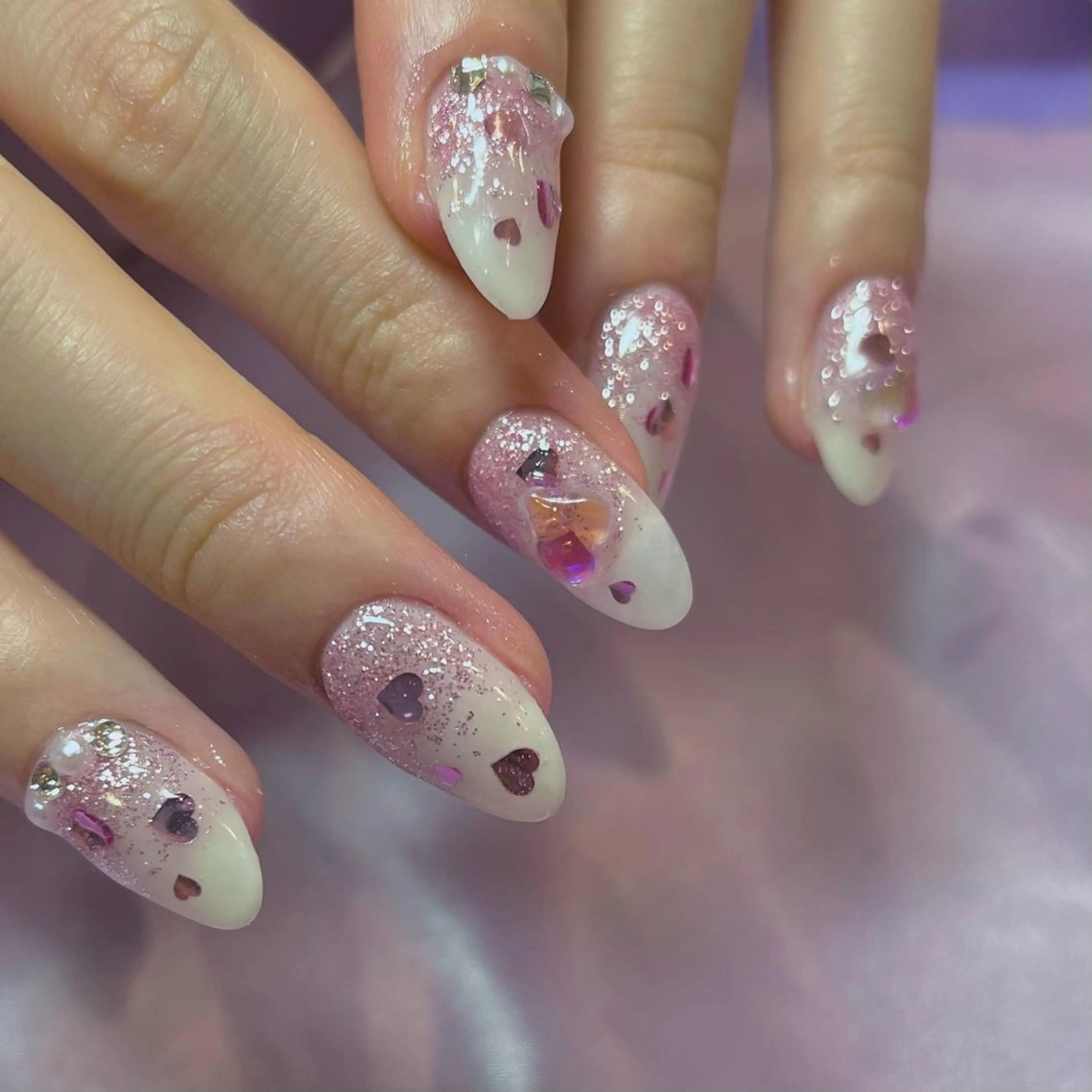 ネイル アートネイル オーロラネイル ハート ホログラムネイル キラキラネイル ハンドネイル フットネイル para ☀︎ sol by BECK所属・Para Sol nail　Maoのネイルデザイン