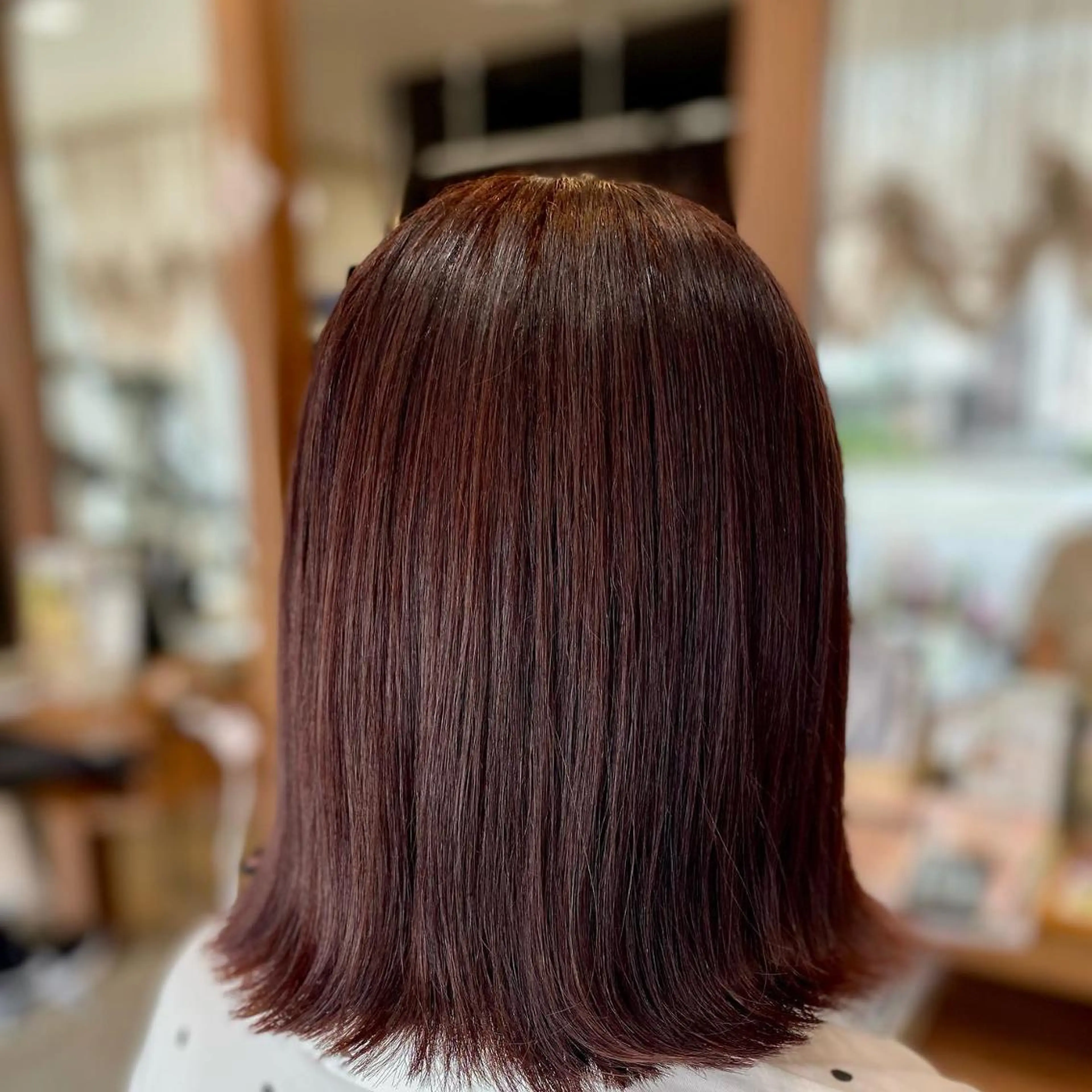 セミロング 加藤 実穂のヘアスタイル