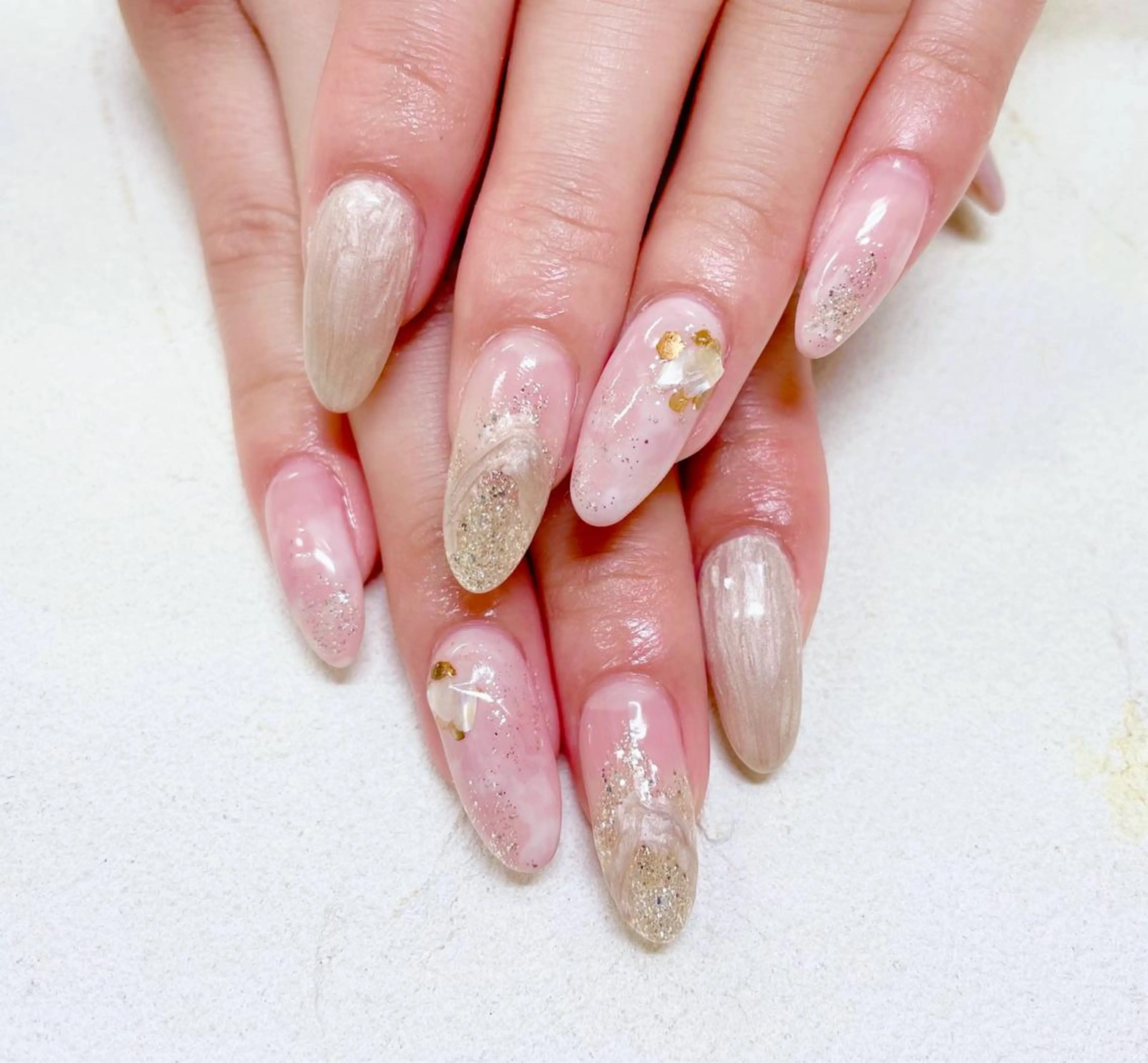 ロング ネイル ラメ(グリッター) ピンク ハンドネイル ビアンカ上野店 中島　せり菜のネイルデザイン