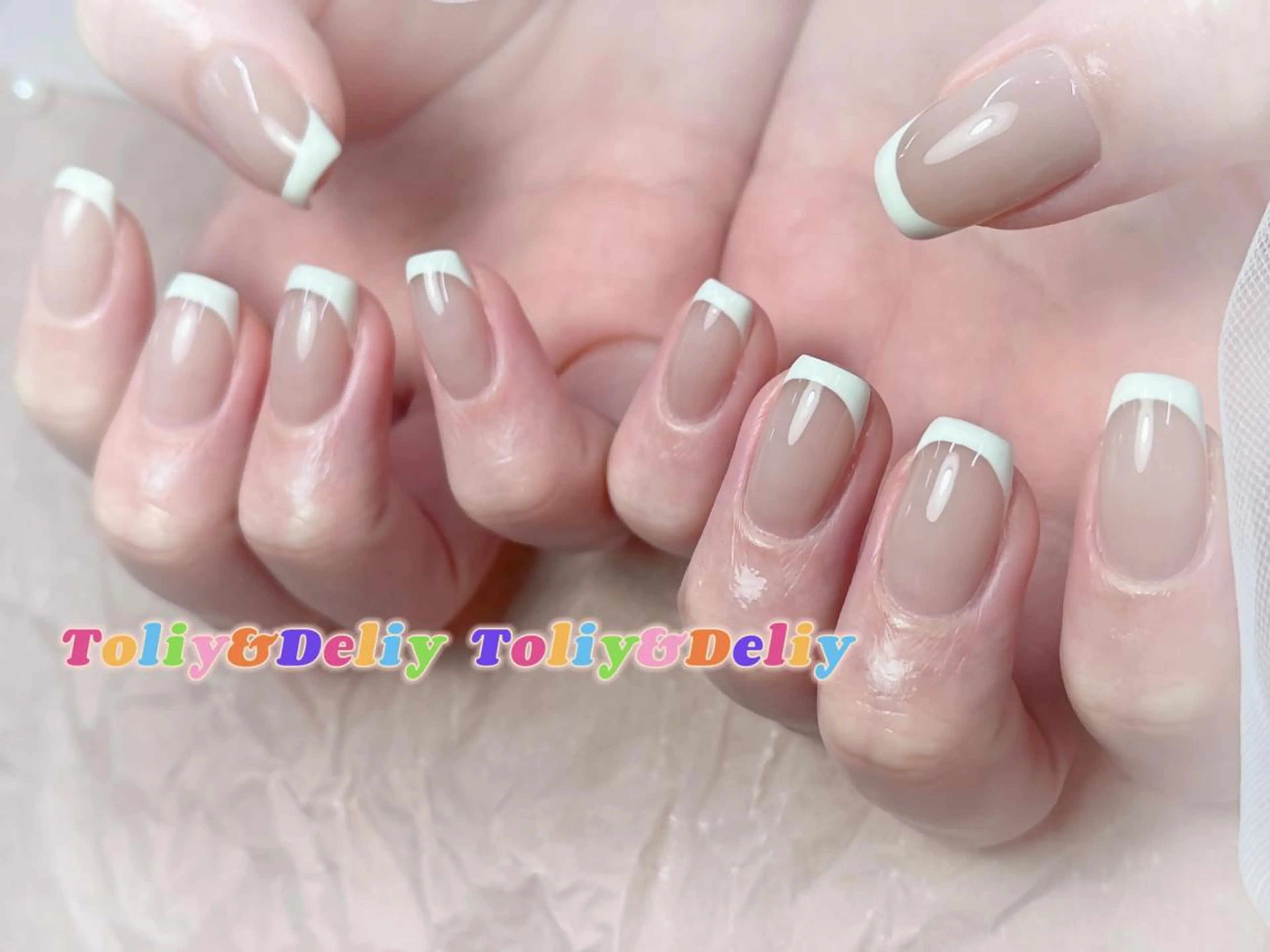 ネイル フレンチネイル シンプルネイル ハンドネイル ToliyDeliy Nail Salonのネイルデザイン
