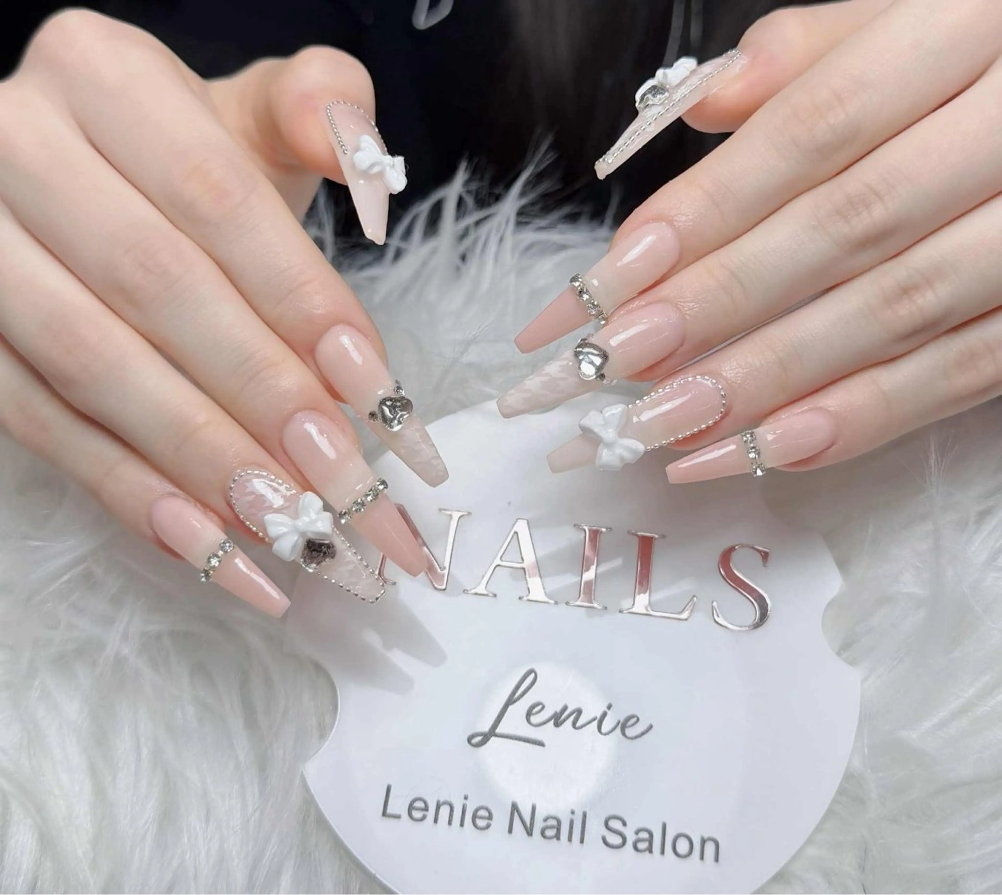 ネイル アートネイル 持ち込み ワンホンネイル ハンドネイル Lenie Nail Salonのネイルデザイン