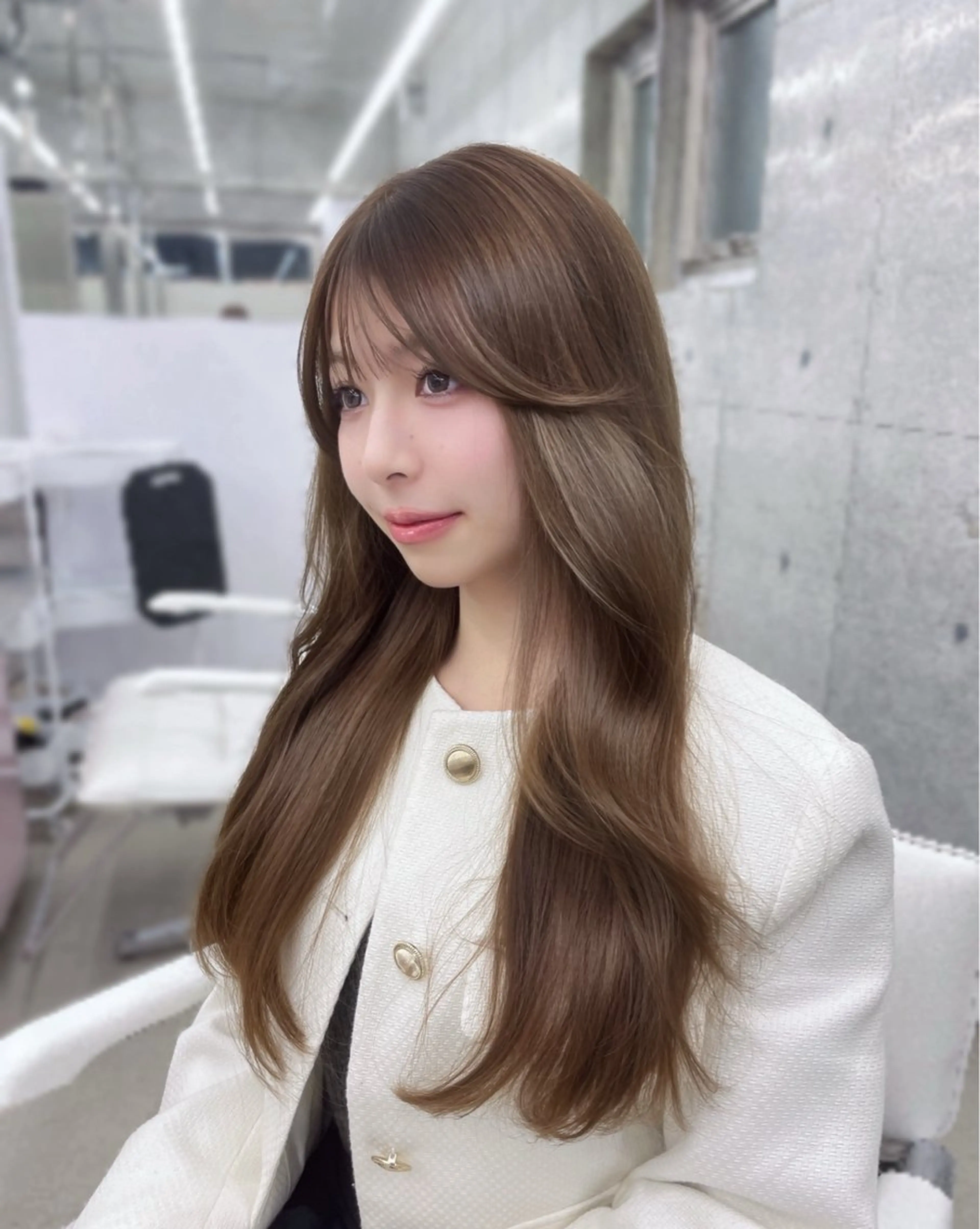 ロング カット ヘアカラー トリートメント NI所属・𝑨𝑴𝑰 🎀 ガーリーヘア🤍のヘアスタイル