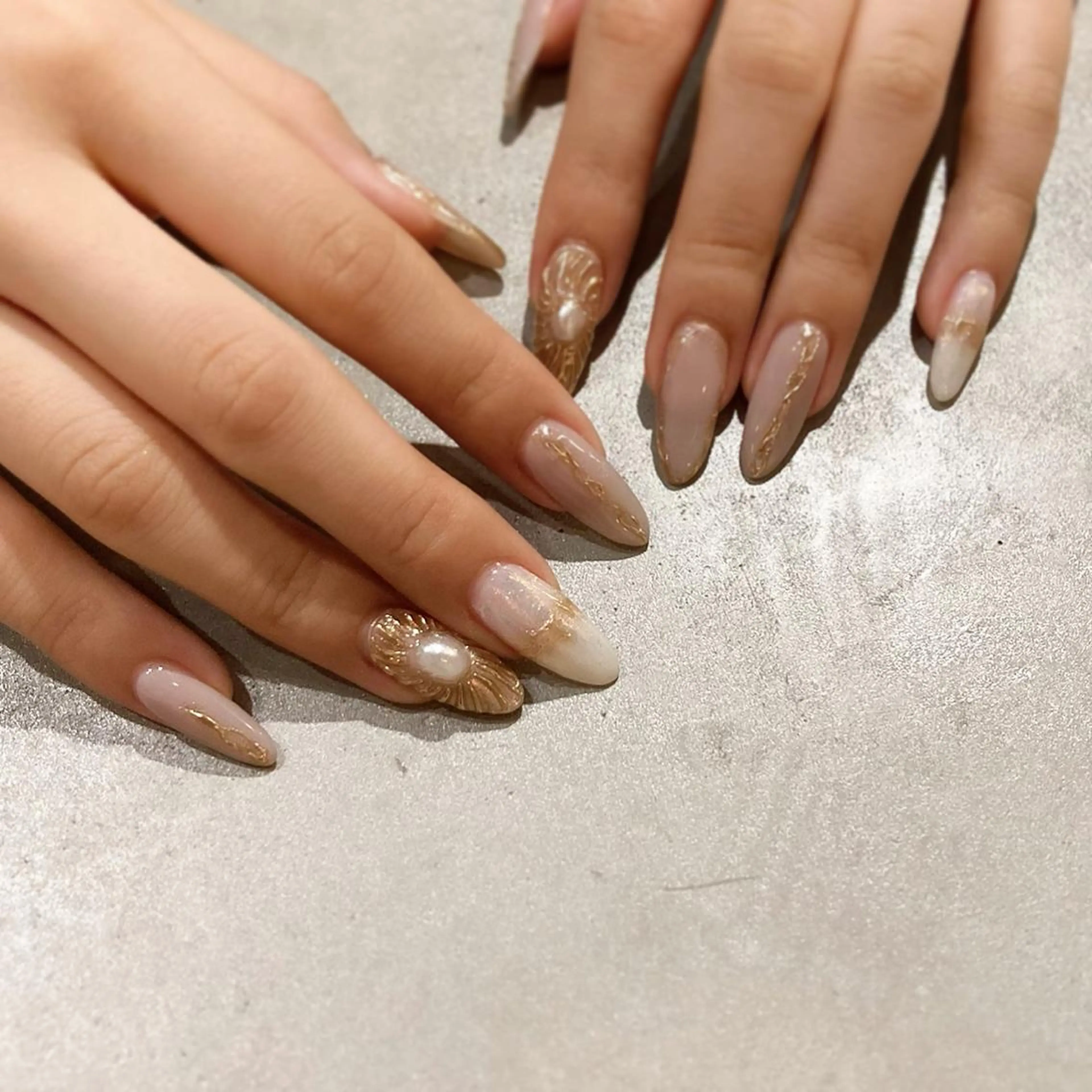 ネイル アートネイル 長さ出し ジェルネイル マットネイル ミラーネイル ハンドネイル nail salon Soeurのネイルデザイン